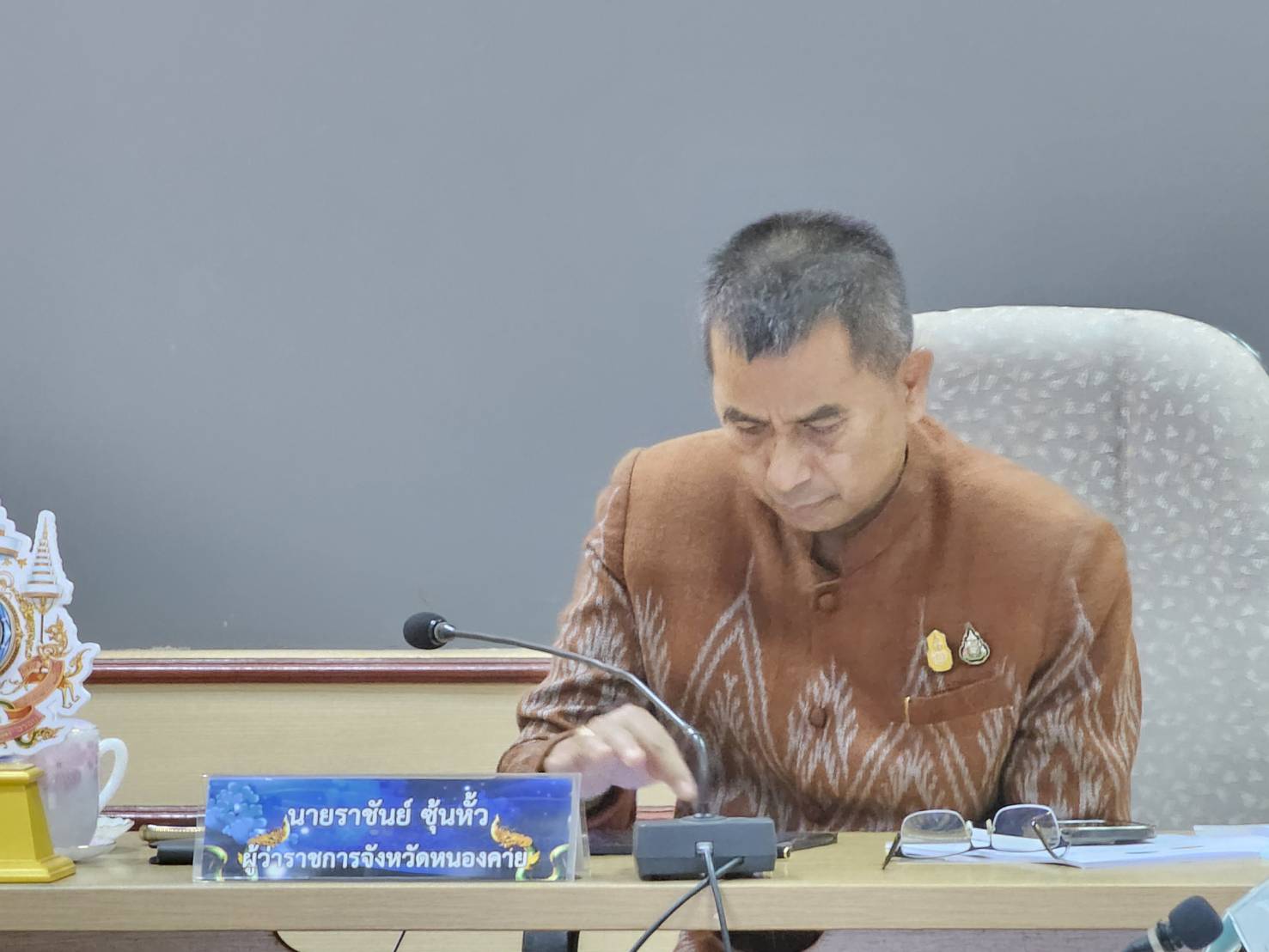 พช.หนองคาย ร่วมการประชุมขับเคลื่อนและติดตามนโยบายของรัฐบาลและภารกิจสำคัญของปลัดกระทรวงมหาดไทย ผ่านระบบวิดีทัศน์ทางไกล (VCS)