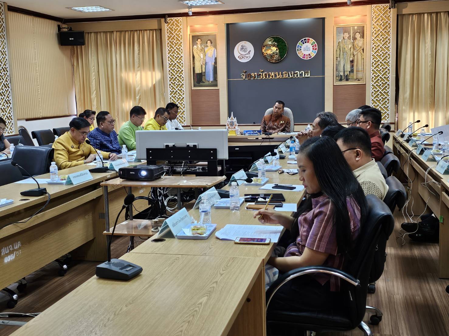 พช.หนองคาย ร่วมการประชุมขับเคลื่อนและติดตามนโยบายของรัฐบาลและภารกิจสำคัญของปลัดกระทรวงมหาดไทย ผ่านระบบวิดีทัศน์ทางไกล (VCS)