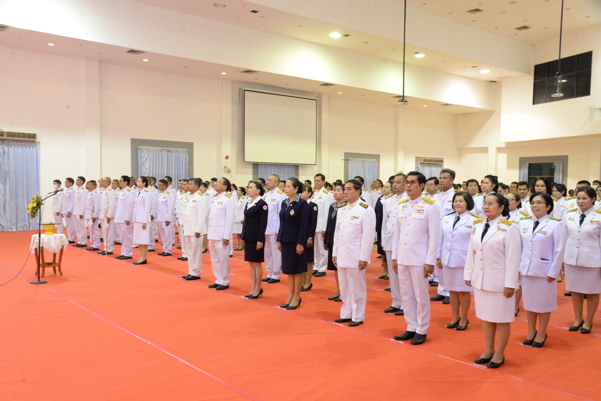 พช.หนองคาย ร่วมพิธีถวายราชสักการะ เนื่องในวันที่ระลึกพระบาทสมเด็จพระพุทธเลิศหล้านภาลัย