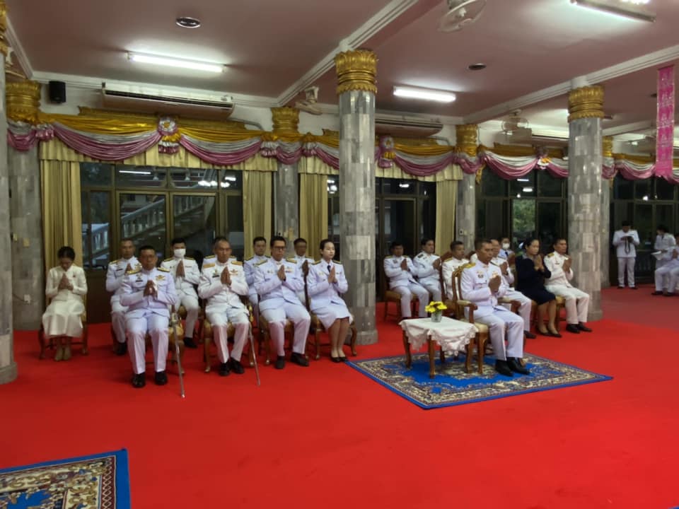 พช.หนองคาย ร่วมพิธีทำบุญตักบาตรถวายพระกุศล เนื่องในโอกาสวันระลึกพระบาทสมเด็จพระพุทธเลิศหล้านภาลัย