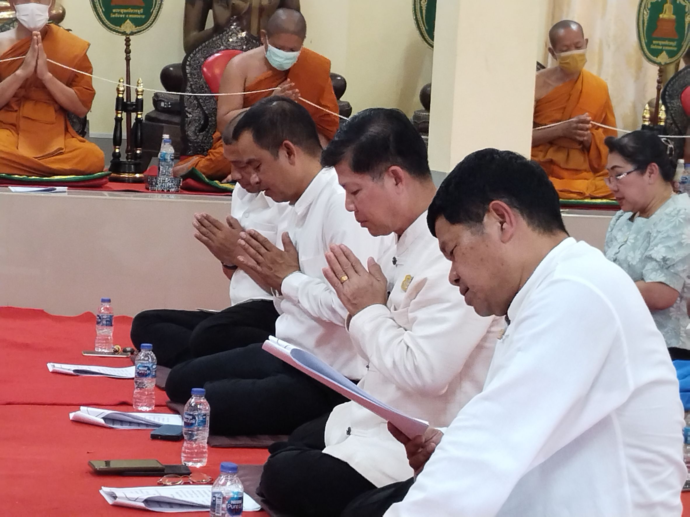 พช.หนองคาย ร่วมพิธีเจริญพระพุทธมนต์เพื่อสวดสาธยายถวายเป็นพระราชกุศล ถวายพระพรชัยมงคลแด่ สมเด็จพระเจ้าลูกเธอ เจ้าฟ้าพัชรกิติยาภา นเรนทิราเทพยวดี กรมหลวงราชสาริณีสิริพัชร มหาวัชรราชธิดา