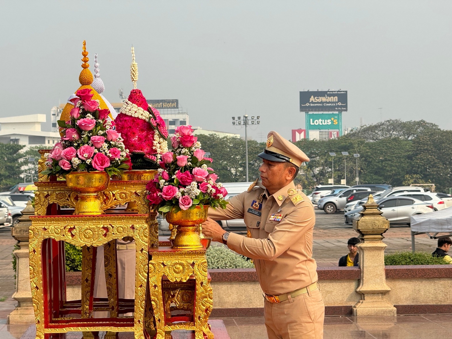 พช.หนองคาย ร่วมพิธีถวายราชสักการะพระบาทสมเด็จพระจุลจอมเกล้าเจ้าอยู่หัว รัชกาลที่ 5 เนื่องใน “วันท้องถิ่นไทย” ประจำปี 2567”