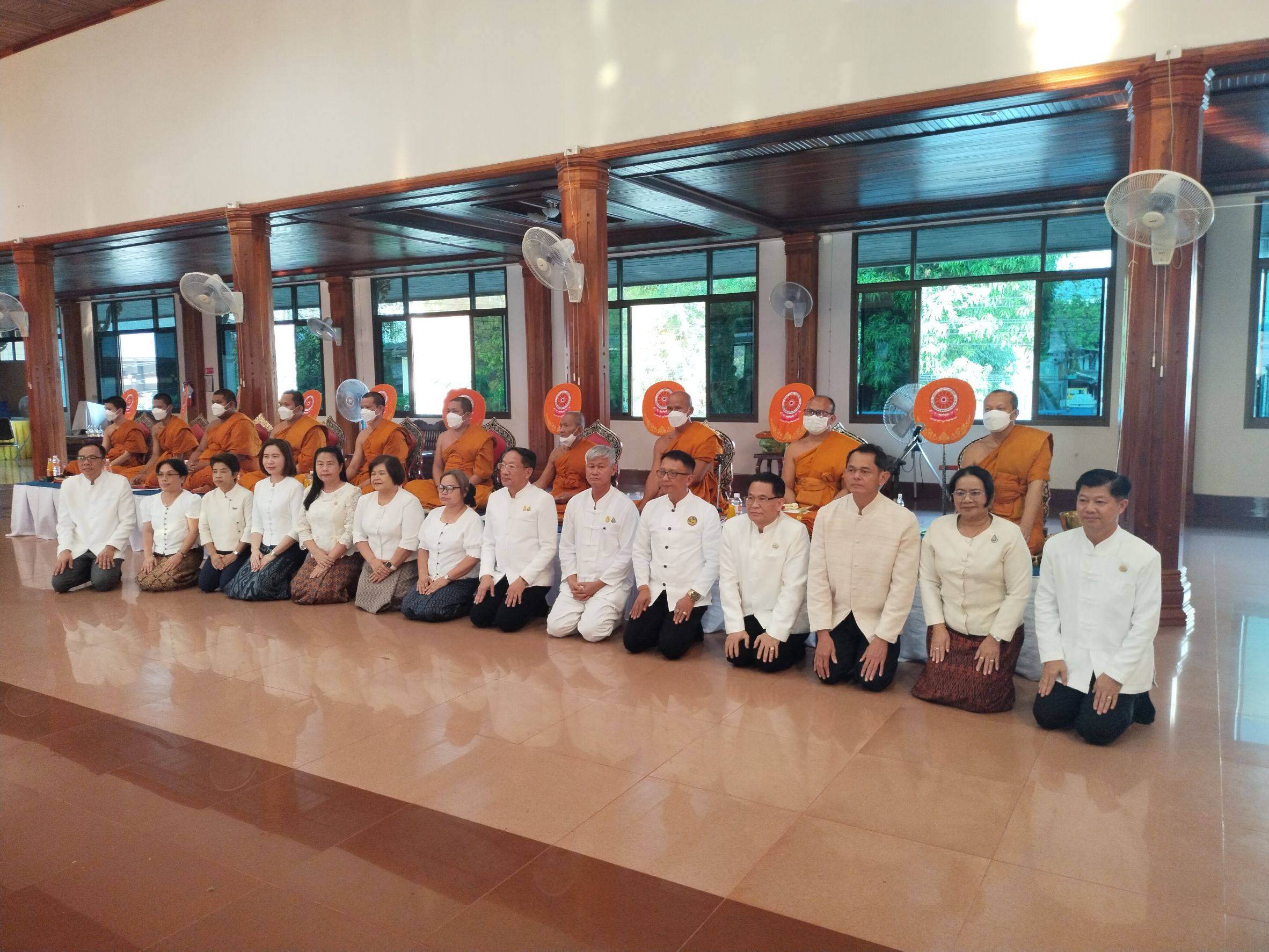 พช.หนองคาย ร่วมพิธีเจริญพระพุทธมนต์เพื่อสวดสาธยายถวายเป็นพระราชกุศล ถวายพระพรชัยมงคลแด่ สมเด็จพระเจ้าลูกเธอ เจ้าฟ้าพัชรกิติยาภา นเรนทิราเทพยวดี กรมหลวงราชสาริณีสิริพัชร มหาวัชรราชธิดา