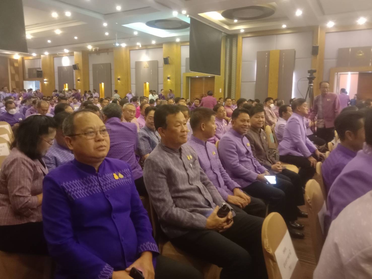 พช.หนองคาย ร่วมการประชุมแม่บ้านมหาดไทยสัญจรภาคตะวันออกเฉียงเหนือ และโครงการอบรมเพิ่มประสิทธิภาพผู้นำในการเสริมสร้างบทบาทของหมู่บ้านสู่การพัฒนาประเทศอย่างยั่งยืน ณ จังหวัดบุรีรัมย์