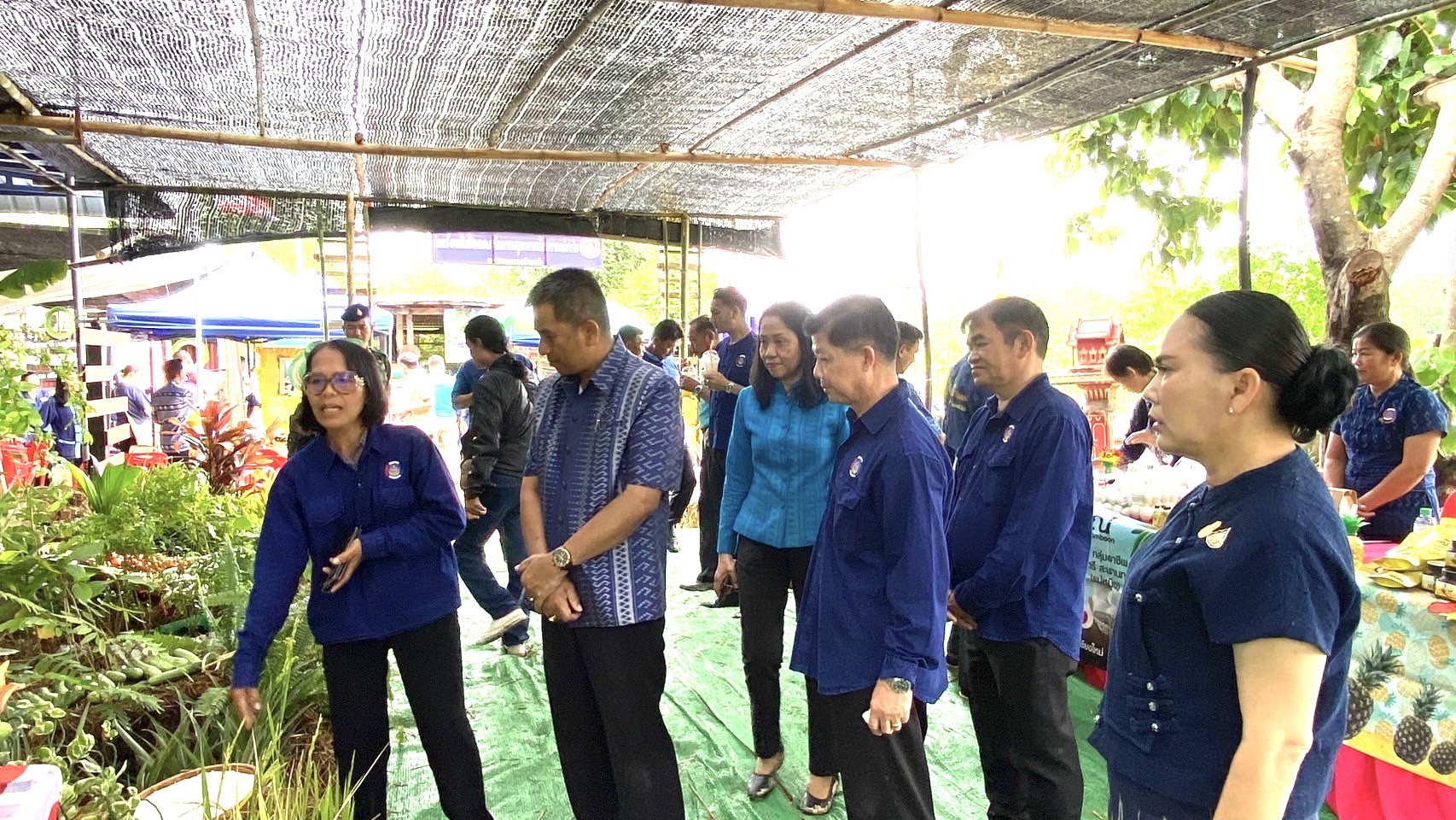 พช.หนองคาย น้อมนำหลักปรัชญาของเศรษฐกิจพอเพียงผ่านการดำเนินโครงการศูนย์เรียนรู้เฉลิมพระเกียรติพระบาทสมเด็จพระเจ้าอยู่หัว เนื่องในโอกาสมหามงคลเฉลิมพระชนมพรรษา 6 รอบ 28 กรกฎาคม 2567 ณ ศูนย์เรียนรู้ต้นแบบฯ “โคก หนอง นา โมเดล” อำเภอศรีเชียงใหม่