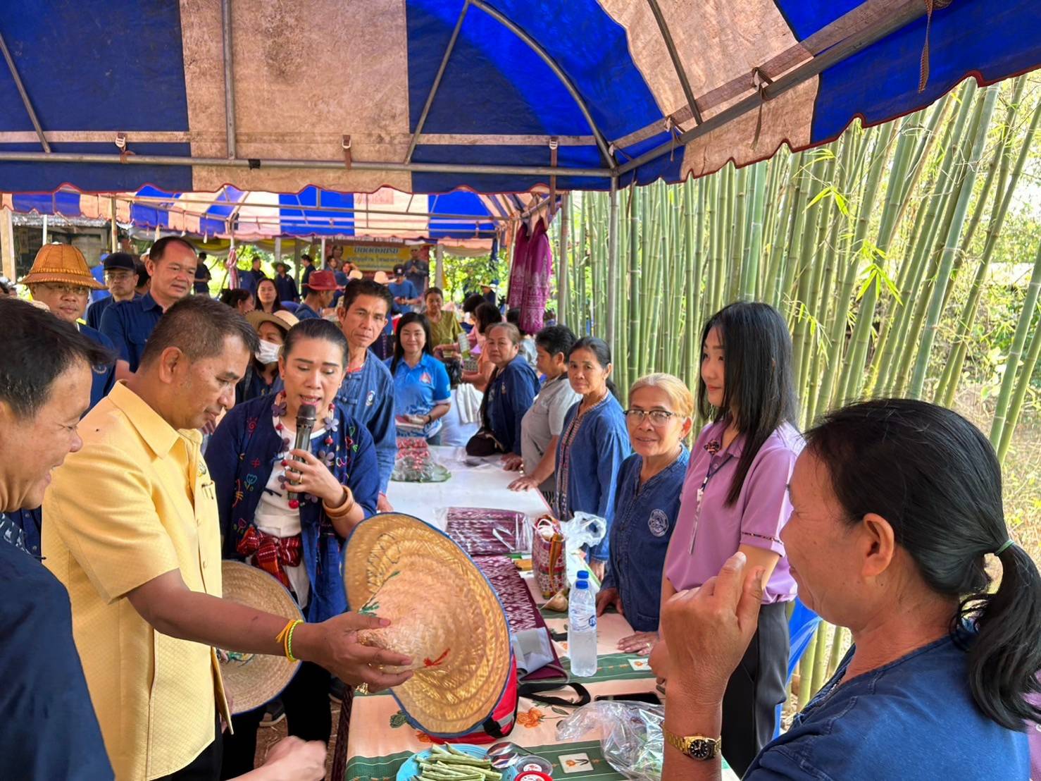 จังหวัดหนองคาย ขับเคลื่อนเศรษฐกิจพอเพียงดำเนินโครงการศูนย์เรียนรู้เฉลิมพระเกียรติพระบาทสมเด็จพระเจ้าอยู่หัว เนื่องในโอกาสมหามงคลเฉลิมพระชนมพรรษา 6 รอบ 28 กรกฎาคม 2567 ณ ศูนย์เรียนรู้ต้นแบบฯ “โคก หนอง นา โมเดล” อำเภอเฝ้าไร่