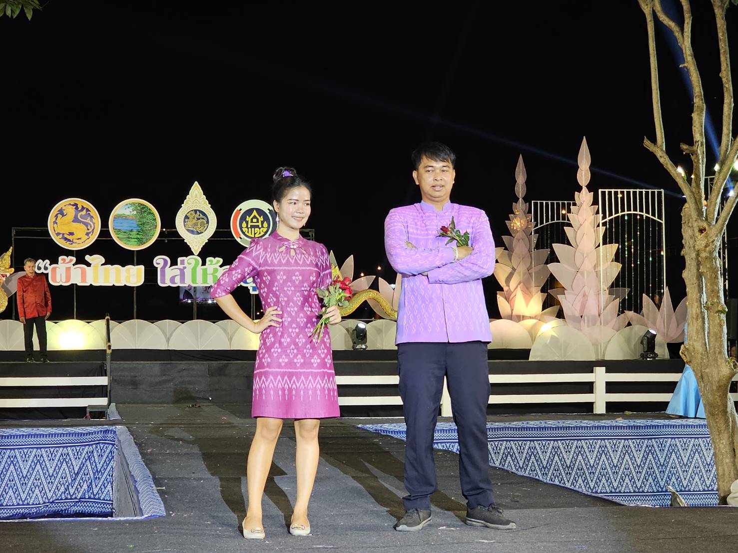 จังหวัดหนองคาย เดินแบบผ้าไทยเพื่อการกุศล “ผ้าไทย ใส่ให้สนุก” ประจำปี พ.ศ. 2567 “เสน่ห์ผ้า เสน่ห์เมืองหนองคาย”