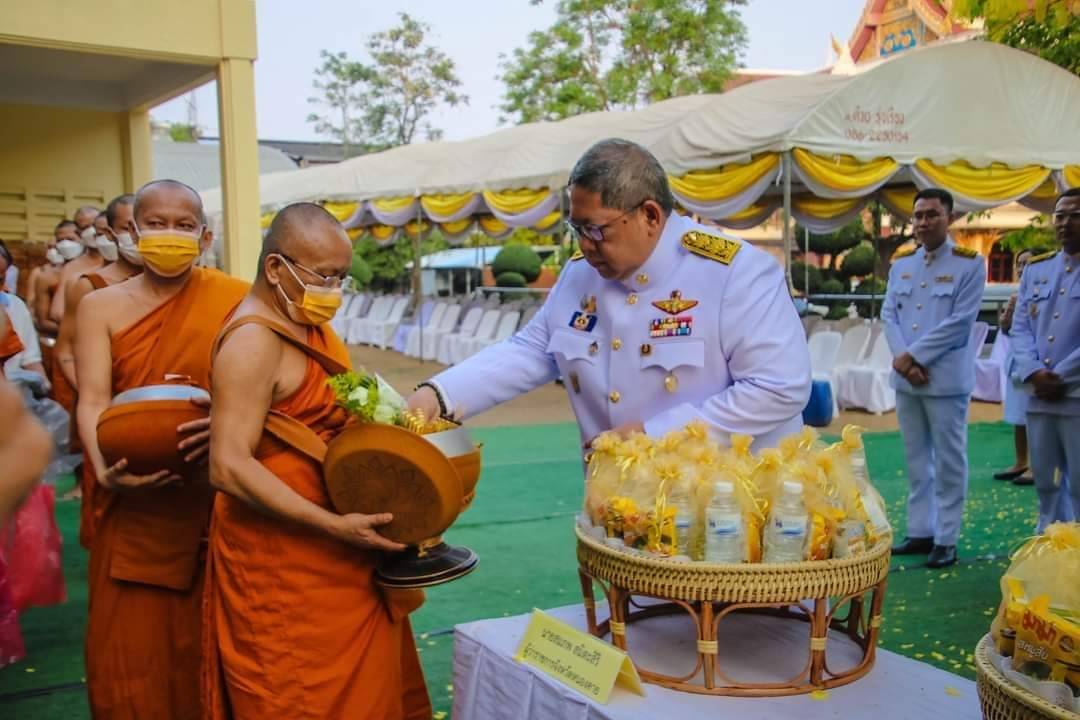 พช.หนองคาย ร่วมพิธีสวดพระพุทธมนต์และพิธีทำบุญตักบาตรถวายพระราชกุศล เนื่องในวันที่ระลึก “พระบาทสมเด็จพระนั่งเกล้าเจ้าอยู่หัวพระมหาเจษฎาราชเจ้า” ประจำปีพุทธศักราช 2567