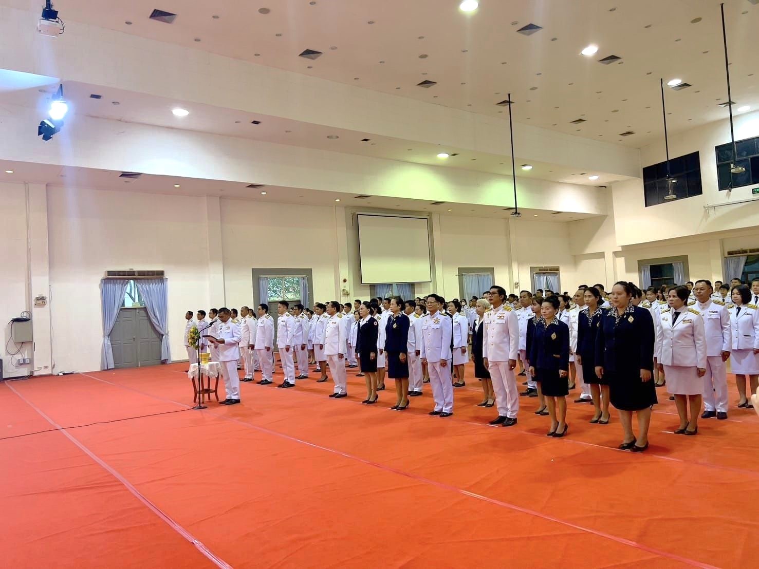 พช.หนองคาย ร่วมพิธีวางพานพุ่มดอกไม้สด เนื่องในงาน “วันมาตรฐานฝีมือแรงงานแห่งชาติ” ประจำปีพุทธศักราช 2567