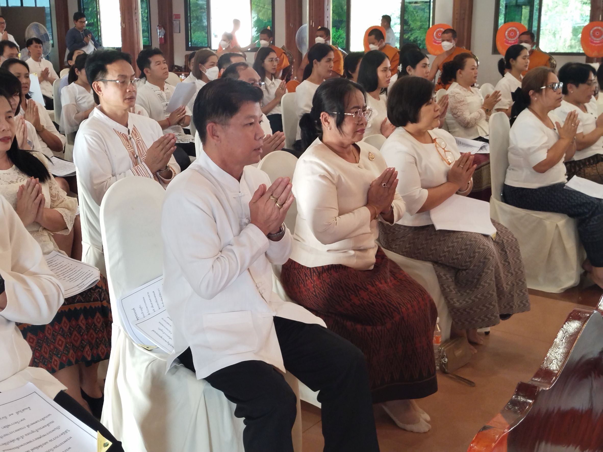 พช.หนองคาย ร่วมพิธีเจริญพระพุทธมนต์เพื่อสวดสาธยายถวายเป็นพระราชกุศล ถวายพระพรชัยมงคลแด่ สมเด็จพระเจ้าลูกเธอ เจ้าฟ้าพัชรกิติยาภา นเรนทิราเทพยวดี กรมหลวงราชสาริณีสิริพัชร มหาวัชรราชธิดา