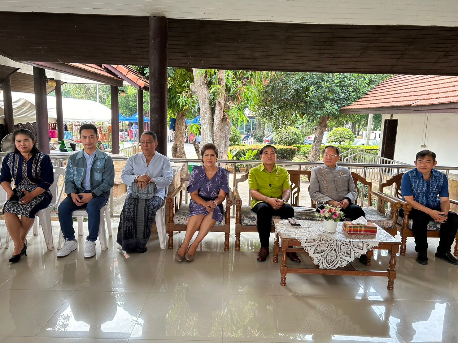 พช.หนองคาย ร่วมกับ อบจ.หนองคาย สืบสานอนุรักษ์ศิลป์ผ้าถิ่นไทย ดํารงไว้ในแผ่นดิน จัดโครงการสืบสานภูมิปัญญาผ้าไทย “เสน่ห์ผ้า เสน่ห์เมืองหนองคาย”