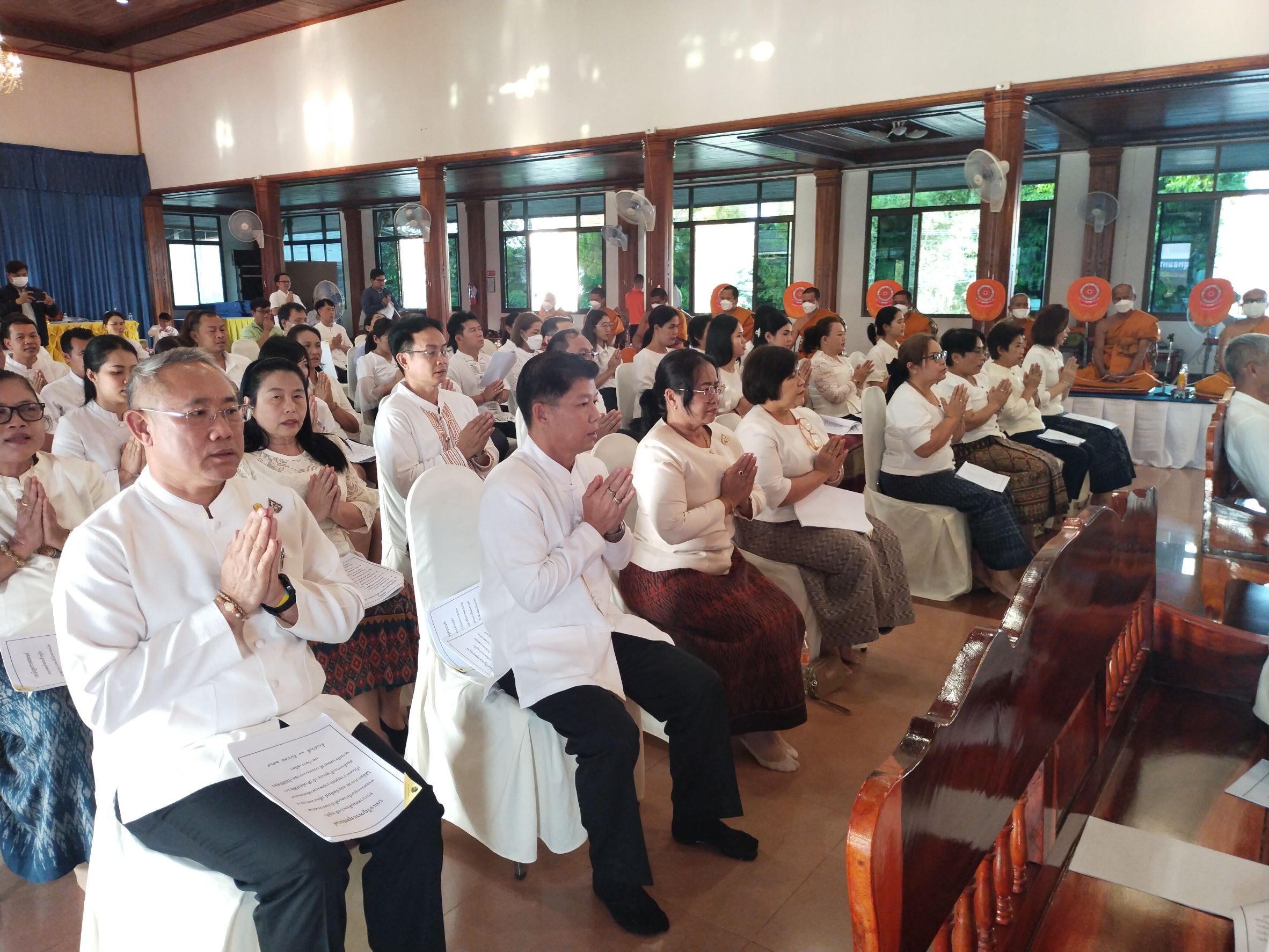 พช.หนองคาย ร่วมพิธีเจริญพระพุทธมนต์เพื่อสวดสาธยายถวายเป็นพระราชกุศล ถวายพระพรชัยมงคลแด่ สมเด็จพระเจ้าลูกเธอ เจ้าฟ้าพัชรกิติยาภา นเรนทิราเทพยวดี กรมหลวงราชสาริณีสิริพัชร มหาวัชรราชธิดา