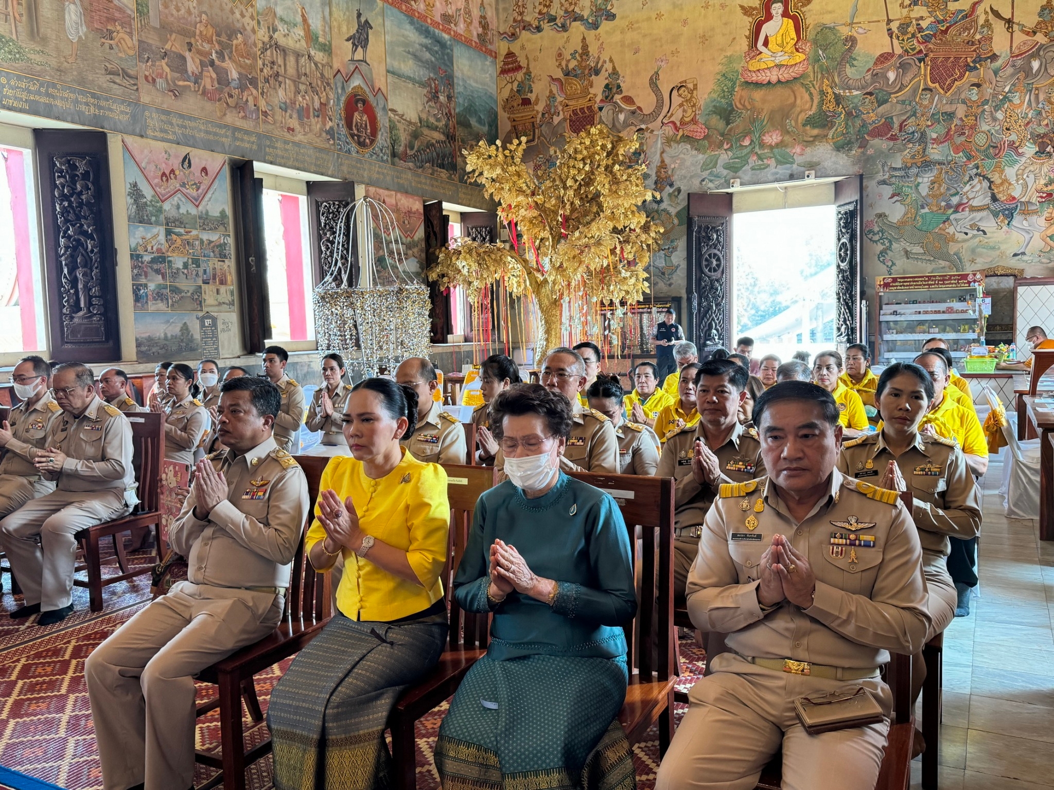พช.หนองคาย ร่วมพิธีถวายภัตตาหารพระราชทาน แด่พระภิกษุ สารเณร ผู้เข้าร่วมสอบบาลีสนามหลวง ณ วัดโพธิ์ชัย พระอารามหลวง อ.เมือง จ.หนองคาย