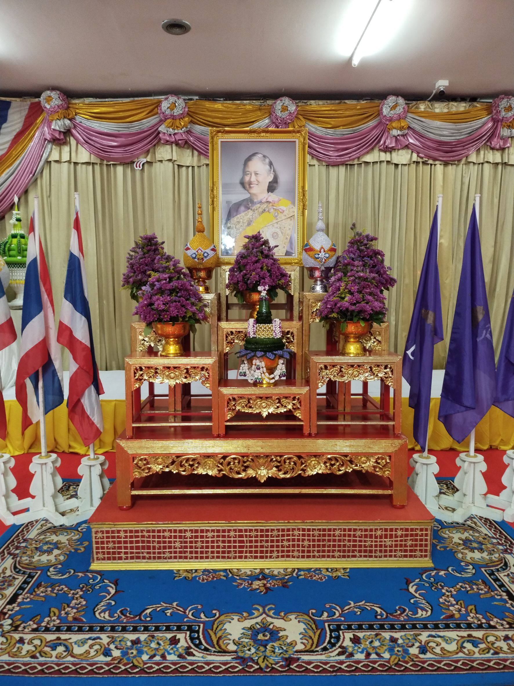 พช.หนองคาย ร่วมพิธีทำบุญตักบาตรถวายพระราชกุศล เนื่องในโอกาสวันคล้ายวันพระราชสมภพ สมเด็จพระกนิษฐาธิราชเจ้า กรมสมเด็จพระเทพรัตนราชสุดาฯ สยามบรมราชกุมารี