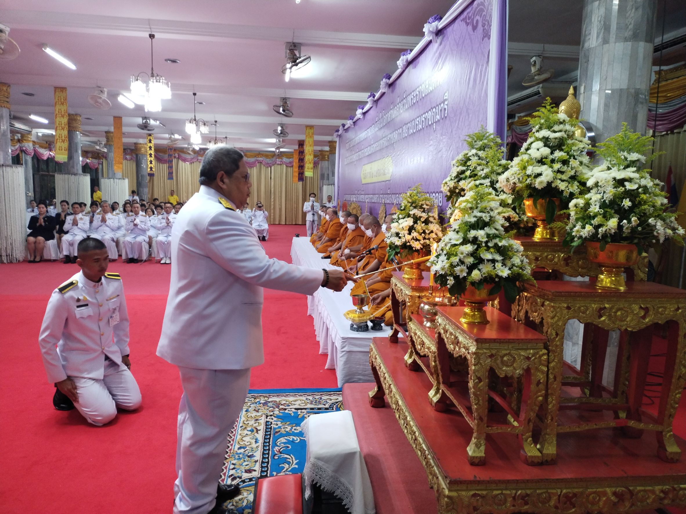 พช.หนองคาย ร่วมพิธีทำบุญตักบาตรถวายพระราชกุศล เนื่องในโอกาสวันคล้ายวันพระราชสมภพ สมเด็จพระกนิษฐาธิราชเจ้า กรมสมเด็จพระเทพรัตนราชสุดาฯ สยามบรมราชกุมารี