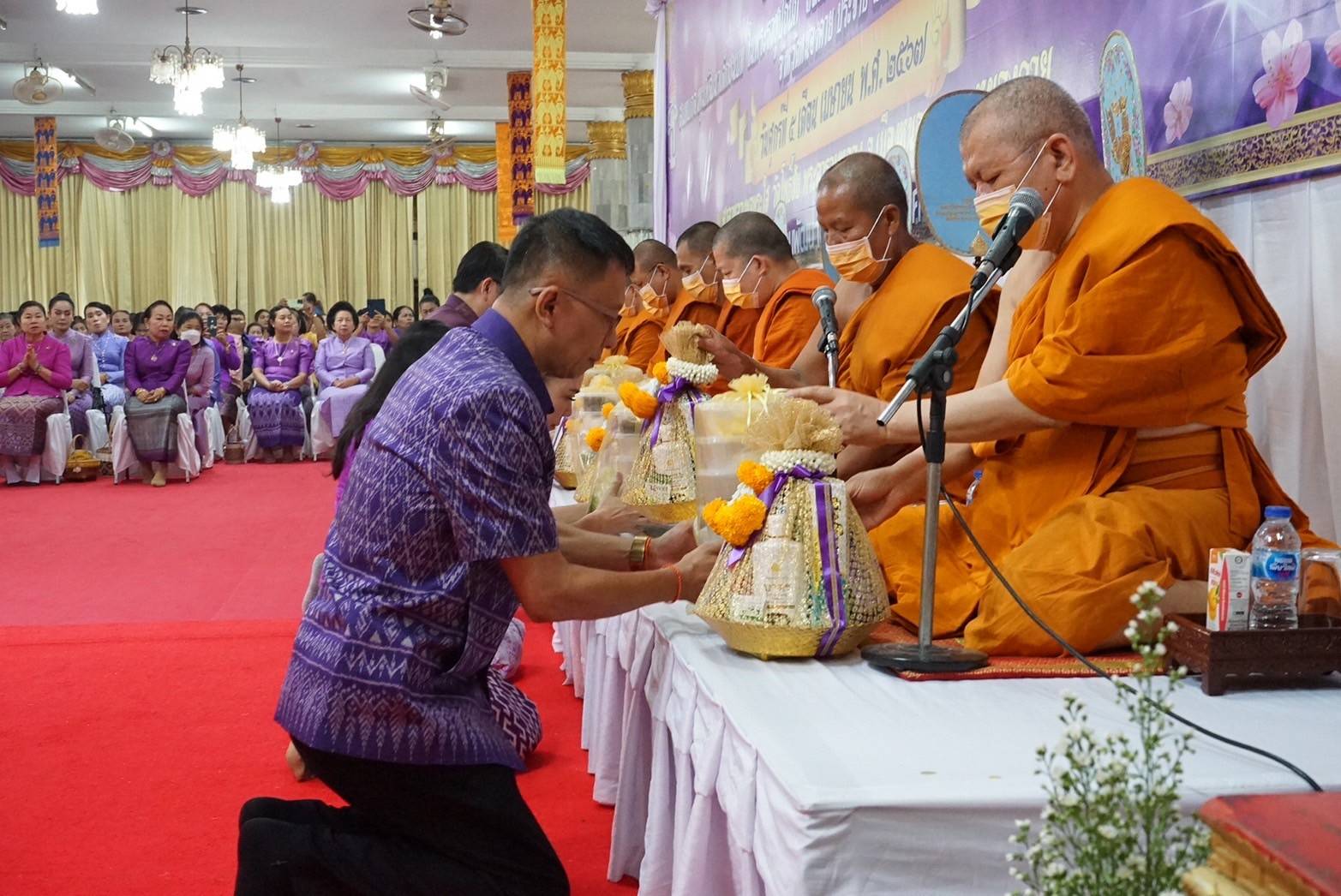 พช.หนองคาย : พิธีทอดผ้าป่าสมทบกองทุนพัฒนาเด็กชนบทในพระราชูปถัมภ์ สมเด็จพระเทพรัตนราชสุดาฯ สยามบรมราชกุมารี จังหวัดหนองคาย ปี 2567