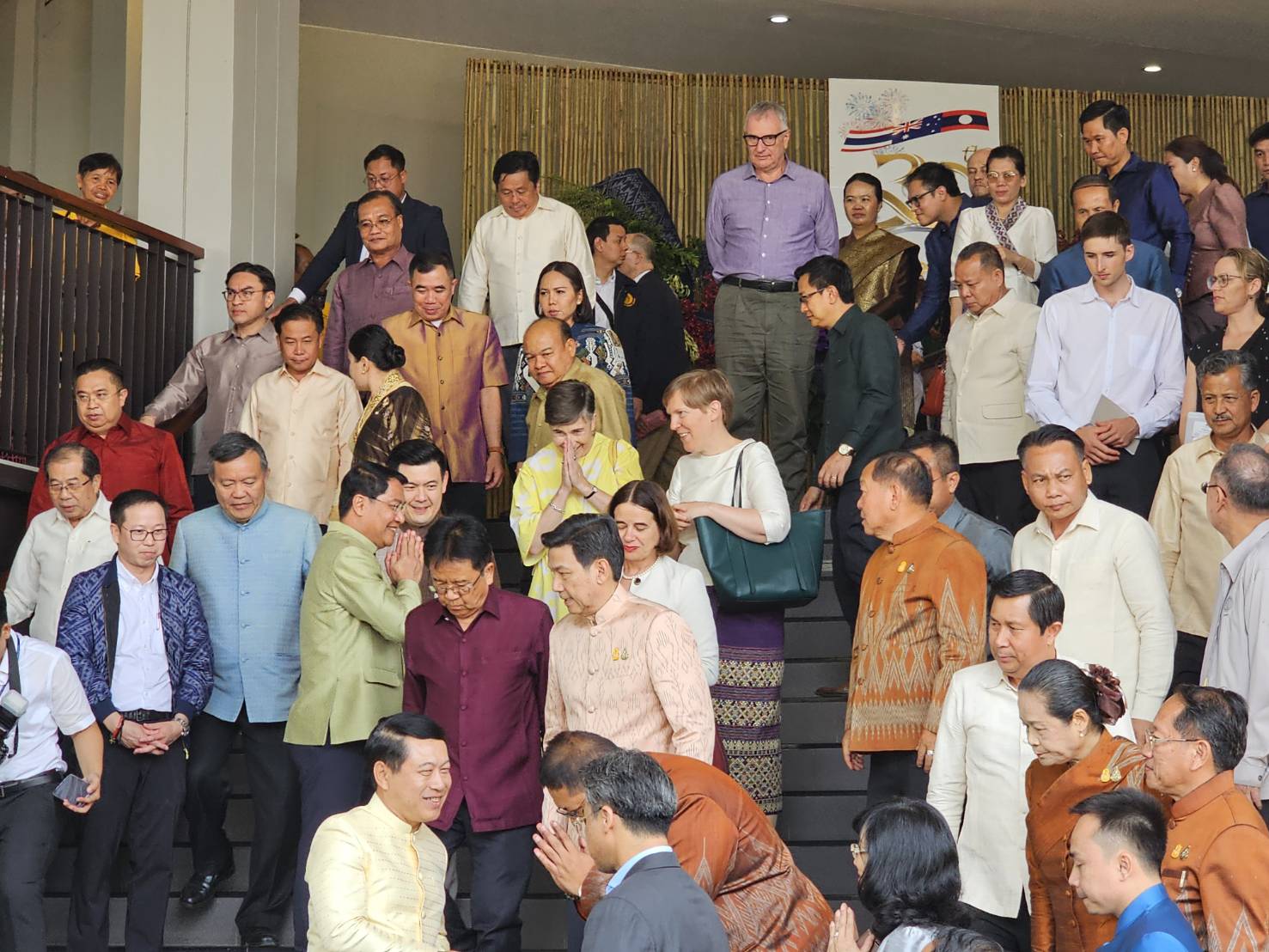 พช.หนองคาย ร่วมพิธีเปิดงานเฉลิมฉลอง 30 ปี สะพานมิตรภาพไทย – ลาว แห่งที่ 1 (หนองคาย – เวียงจันทน์)