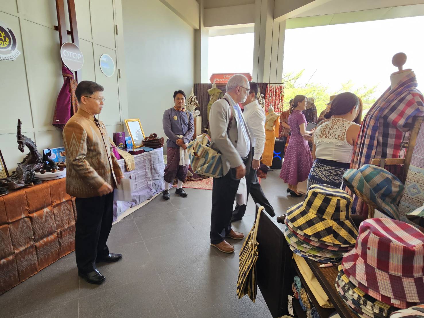 พช.หนองคาย ร่วมพิธีเปิดงานเฉลิมฉลอง 30 ปี สะพานมิตรภาพไทย – ลาว แห่งที่ 1 (หนองคาย – เวียงจันทน์)