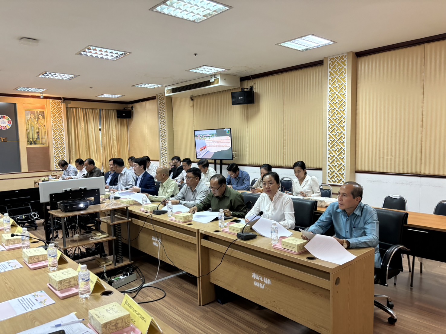 พช.หนองคาย ร่วมการประชุมหารือจัดงานเฉลิมฉลองวันครบรอบ 30 ปี สะพานมิตรภาพไทย – ลาว แห่งที่ 1 (หนองคาย – เวียงจันทน์)