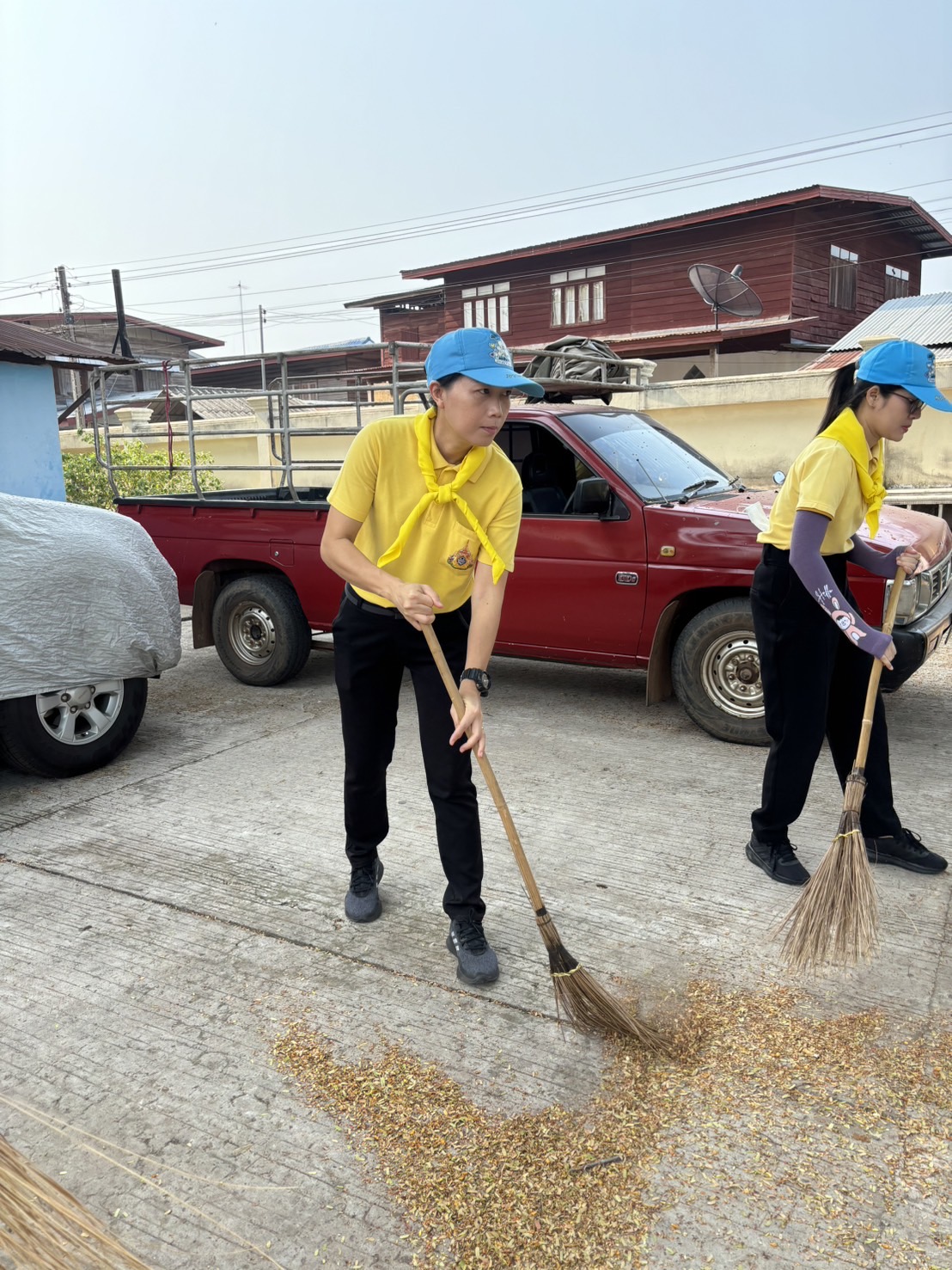 พช.หนองคาย ร่วมกิจกรรมจิตอาสาพัฒนาเนื่องในวันคล้ายวันสวรรคตสมเด็จพระนเรศวรมหาราช