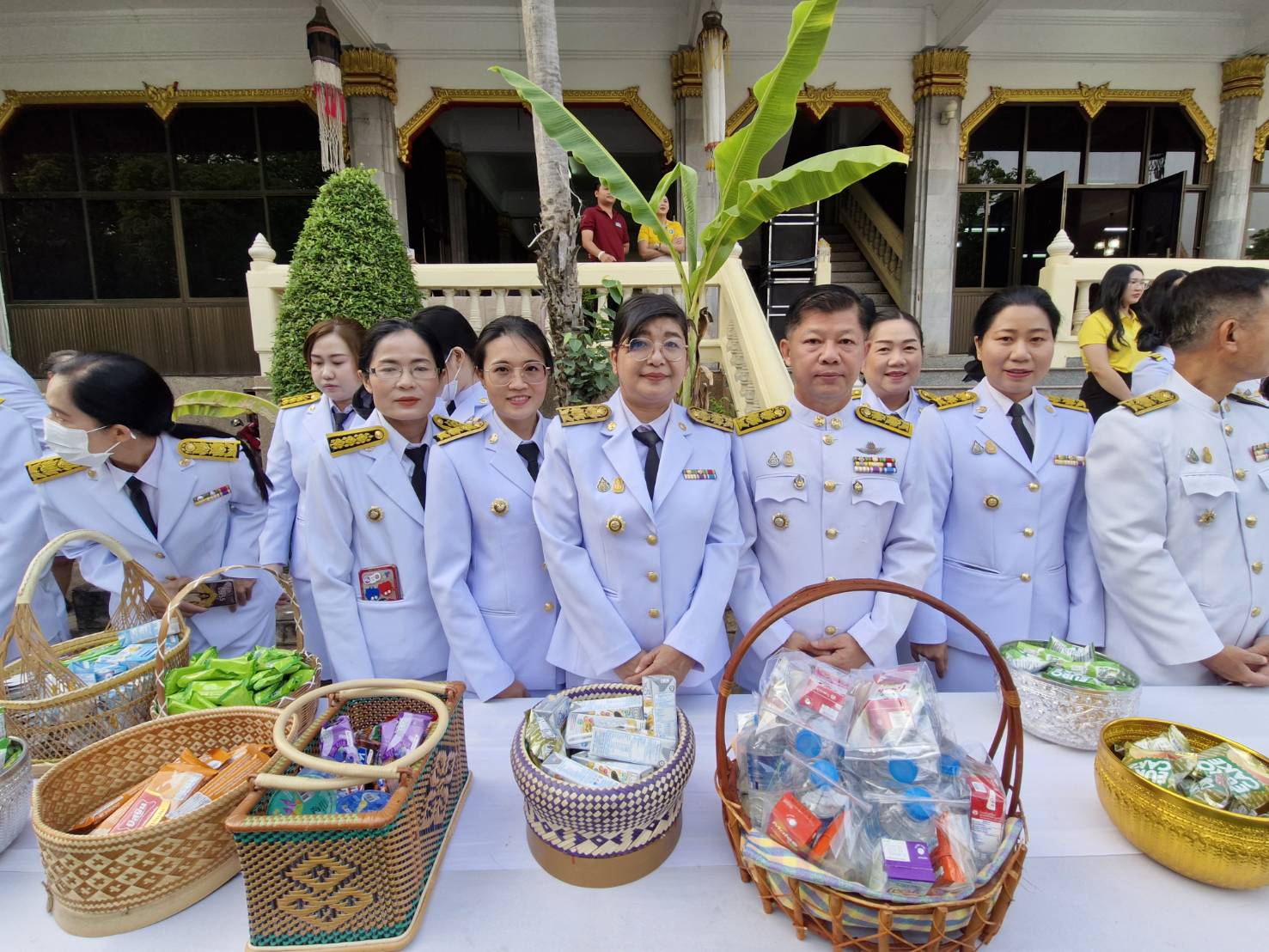พช.หนองคาย ร่วมพิธีทำบุญตักบาตรถวายพระราชกุศล เนื่องในวันคล้ายวันประสูติ สมเด็จพระเจ้าลูกยาเธอ เจ้าฟ้าทีปังกรรัศมีโชติฯ 29 เมษายน 2567