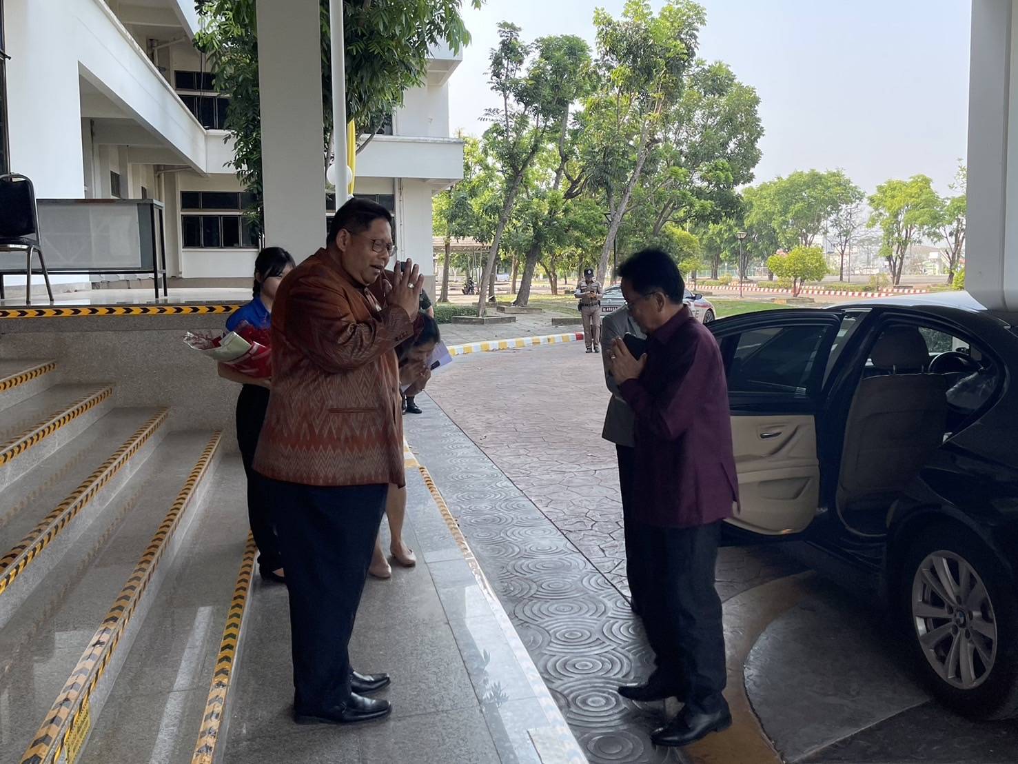 พช.หนองคาย ร่วมต้อนรับเอกอัครราชทูตสาธารณรัฐประชาธิปไตยประชาชนลาว ประจำประเทศไทย