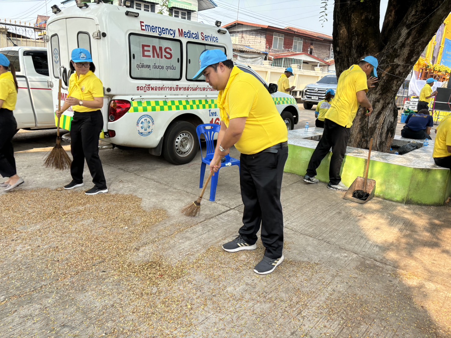 พช.หนองคาย ร่วมกิจกรรมจิตอาสาพัฒนาเนื่องในวันคล้ายวันสวรรคตสมเด็จพระนเรศวรมหาราช