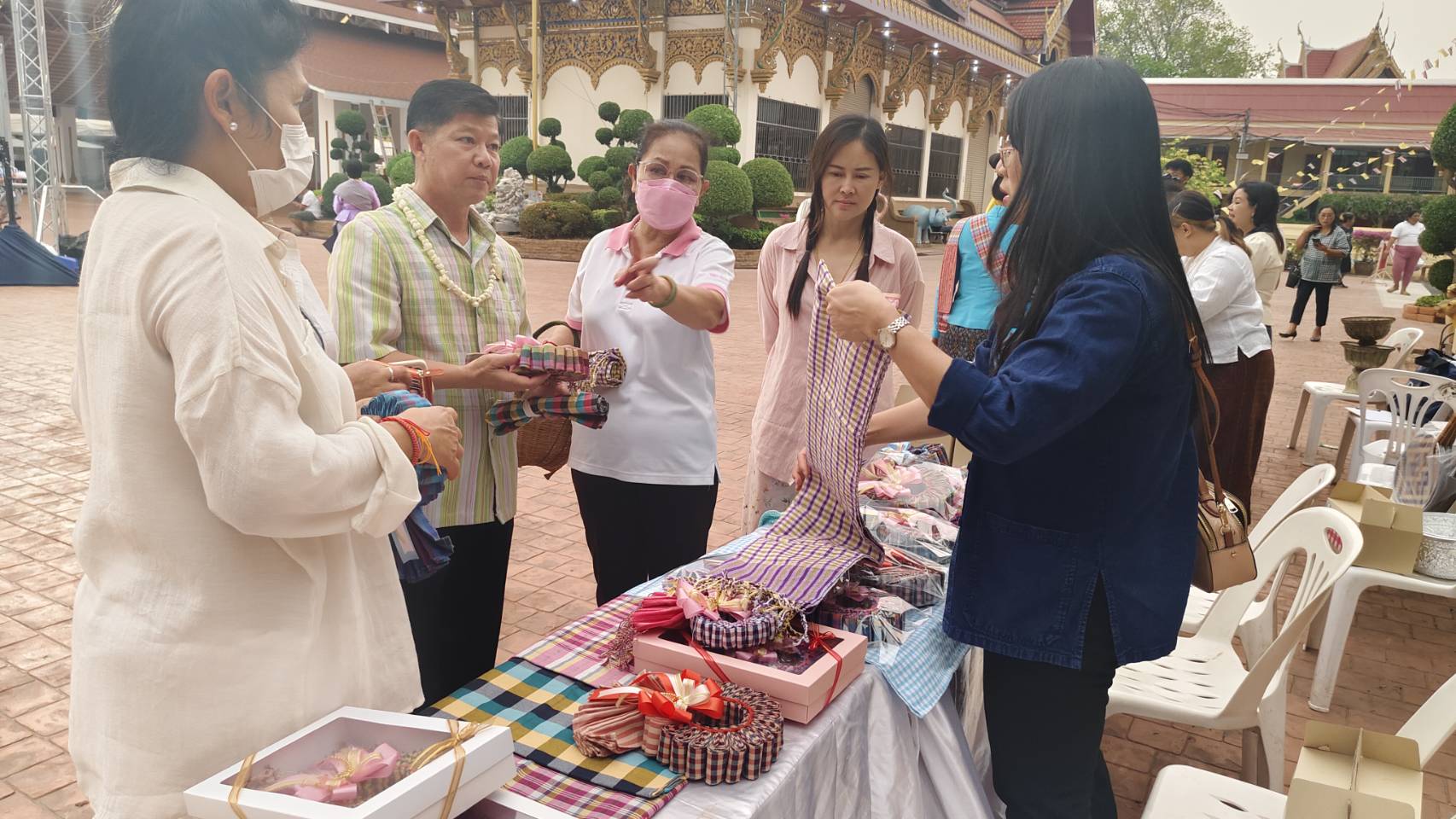 พช.หนองคาย ร่วมงานแถลงข่าวเทศกาลมหาสงกรานต์ อีสานหนองคาย “สงกรานต์ผ้าขาวม้า สมมาหลวงพ่อพระใส” ปี 2567