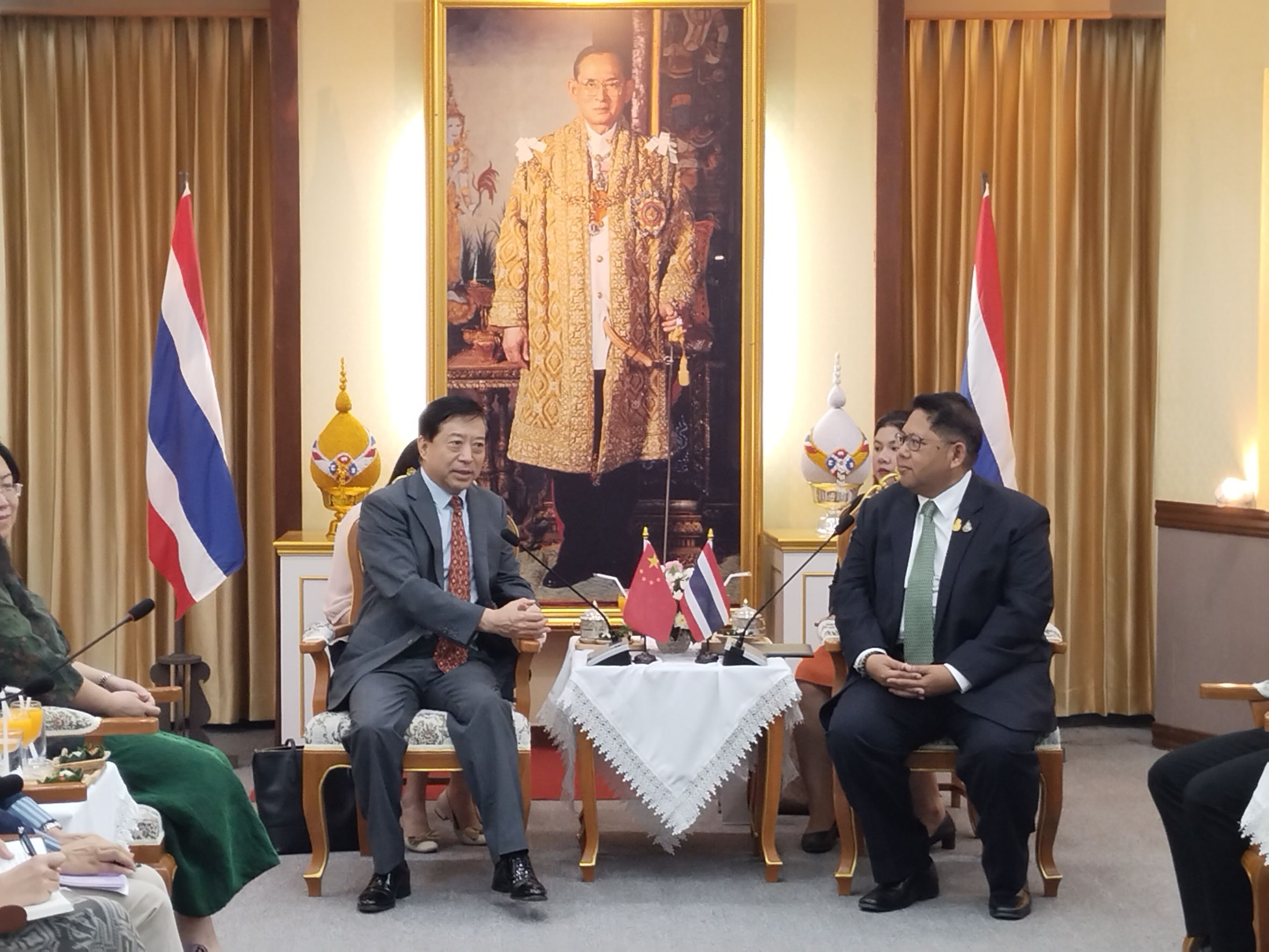 พช.หนองคาย ร่วมต้อนรับเอกอัครราชทูตสาธารณรัฐประชาชนจีน ประจำราชอาณาจักรไทย