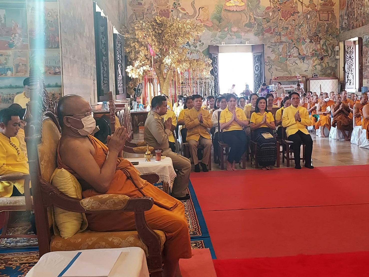 พช.หนองคาย ร่วมพิธีเจริญพระพุทธมนต์และเจริญจิตตภาวนาถวายพระพรชัยมงคลแด่พระบาทสมเด็จพระเจ้าอยู่หัว เนื่องในโอกาสมหามงคลเฉลิพระชนมพรรษา 6 รอบ 28 กรกฎาคม 2567