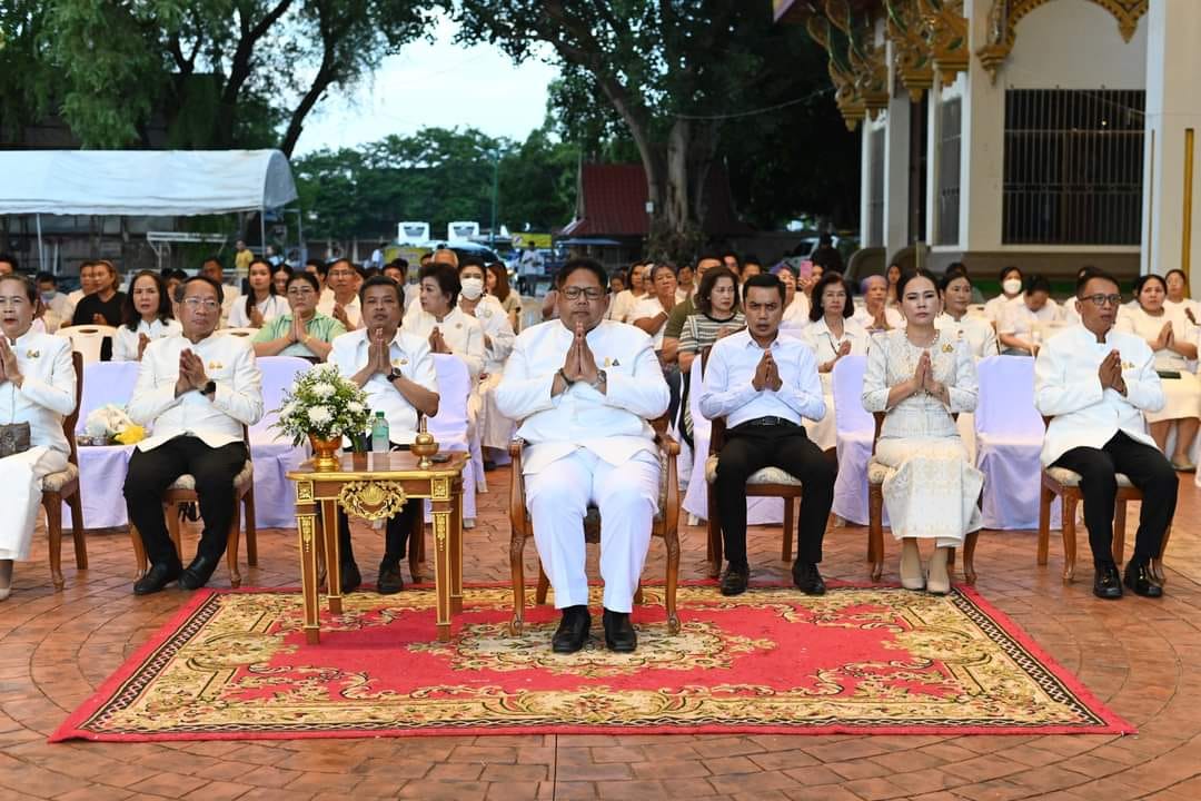 พช.หนองคาย ร่วมพิธีทำวัตรเย็นสวดมนต์เจริญจิตตภาวนา เนื่องในกิจกรรมวันสำคัญทางพระพุทธศาสนา (วันวิสาขบูชา) ประจำปี พ.ศ. 2567