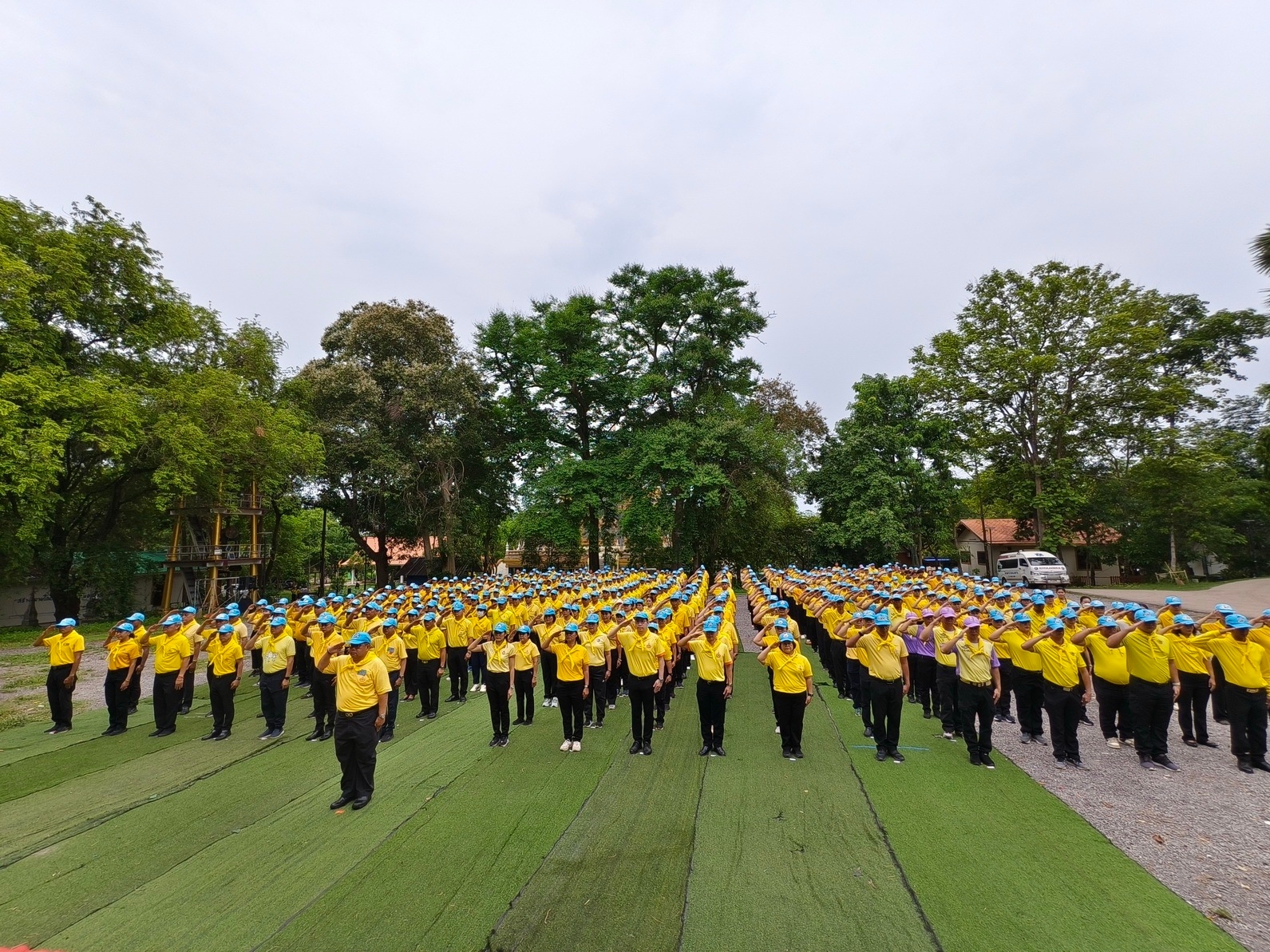 พช.หนองคาย ร่วมกิจกรรมจิตอาสาพัฒนาเนื่องในวันเฉลิมพระชนมพรรษาสมเด็จพระนางเจ้าฯ พระบรมราชินี “กิจกรรมจิตอาสาพัฒนาสิ่งแวดล้อมและบำเพ็ญสาธารณประโยชน์”