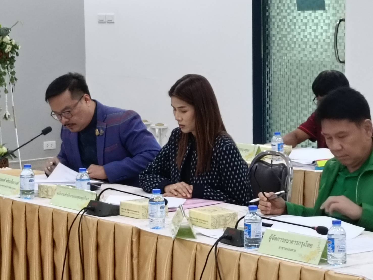 พช.หนองคาย จัดประชุมคณะอนุกรรมการสนับสนุนและติดตามการดำเนินงานกองทุนหมู่บ้านระดับจังหวัด เพื่อพิจารณาคัดเลือกผู้สมควรได้รับการคัดเลือกเป็นกรรมการผู้ทรงคุณวุฒิ ตามมาตรา 16 (5) แห่งพระราชบัญญัติกองทุนหมู่บ้านและชุมชนเมืองแห่งชาติ พ.ศ.2547