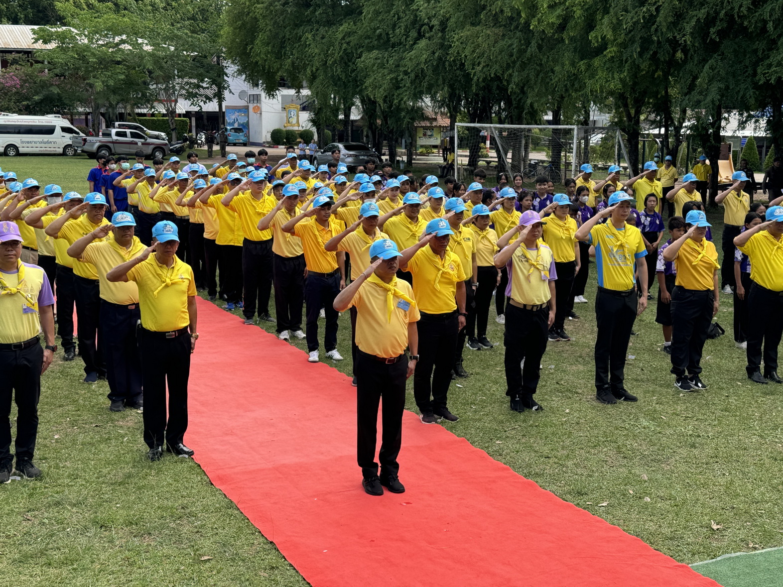 พช.หนองคาย ร่วมกิจกรรมจิตอาสาพัฒนา เนื่องในโอกาสวันพระบาทสมเด็จพระปกเกล้าเจ้าอยู่หัว “กิจกรรมพัฒนาสิ่งแวดล้อมและบำเพ็ญสาธารณประโยชน์”