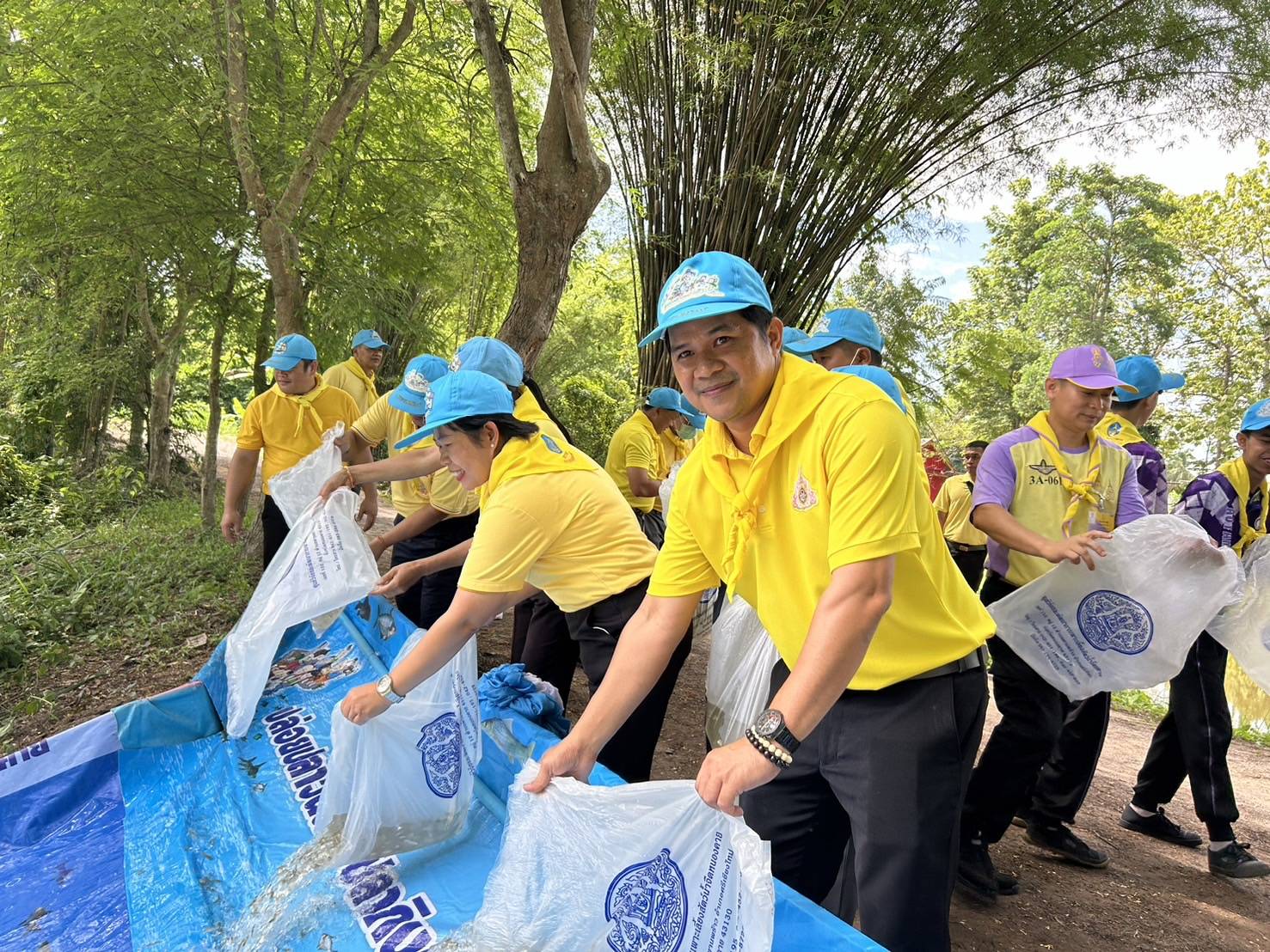 พช.หนองคาย ร่วมกิจกรรมจิตอาสาพัฒนา เนื่องในโอกาสวันพระบาทสมเด็จพระปกเกล้าเจ้าอยู่หัว “กิจกรรมพัฒนาสิ่งแวดล้อมและบำเพ็ญสาธารณประโยชน์”