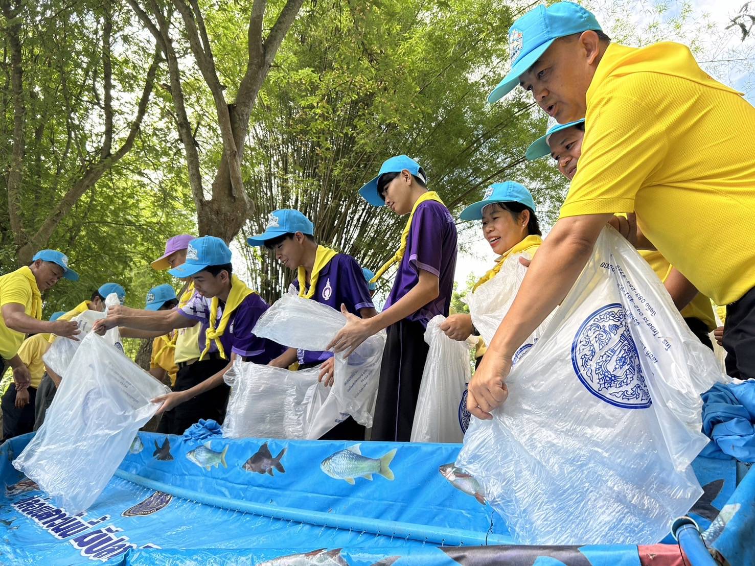 พช.หนองคาย ร่วมกิจกรรมจิตอาสาพัฒนา เนื่องในโอกาสวันพระบาทสมเด็จพระปกเกล้าเจ้าอยู่หัว “กิจกรรมพัฒนาสิ่งแวดล้อมและบำเพ็ญสาธารณประโยชน์”
