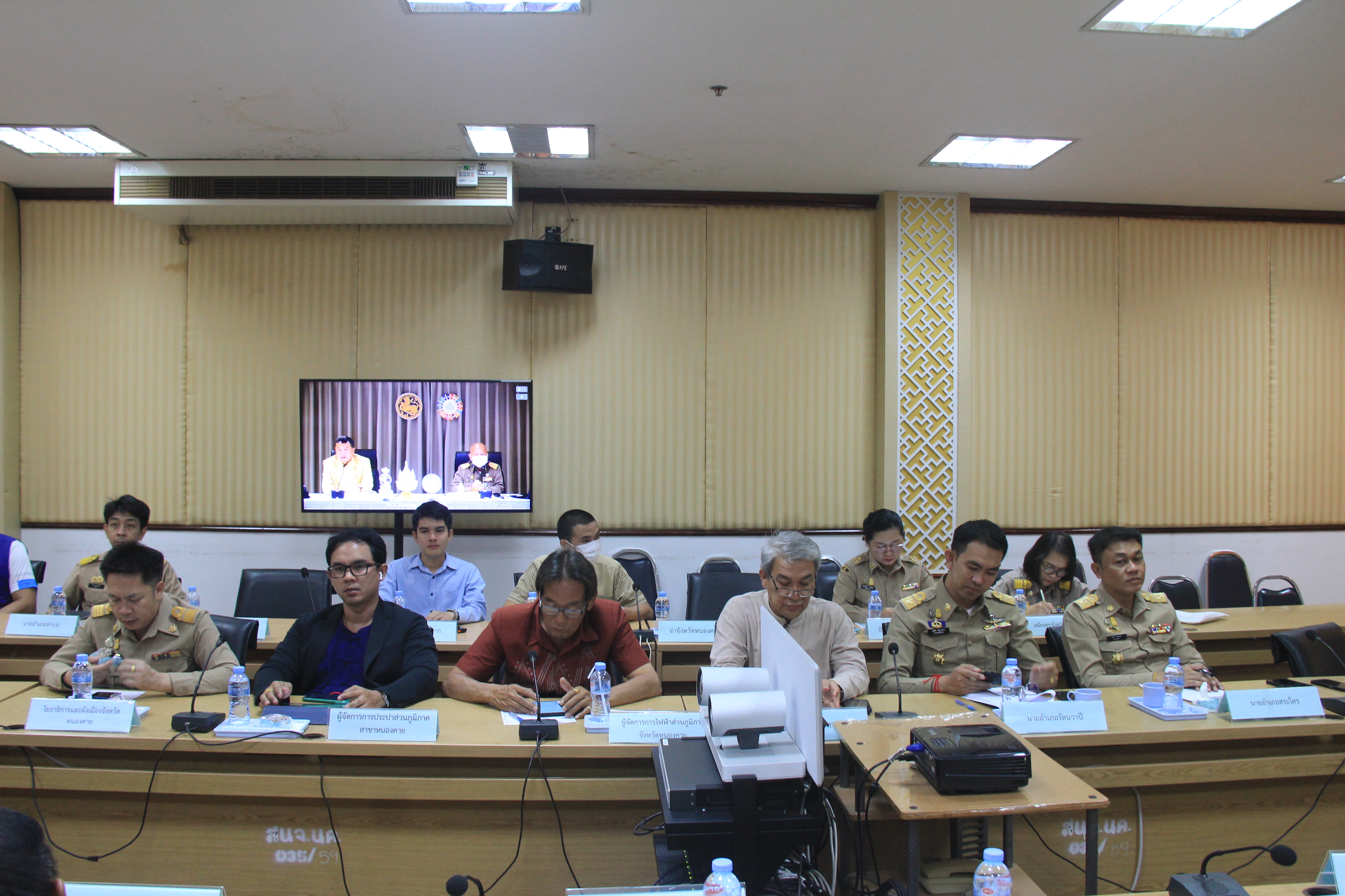 พช.หนองคาย ร่วมการประชุมขับเคลื่อนและติดตามนโยบายของรัฐบาล และภารกิจสำคัญของปลัดกระทรวงมหาดไทย ประจำปีงบประมาณ พ.ศ.2567 (เดือนพฤษภาคม 2567) ผ่านระบบวีดิทัศน์ทางไกล (VCS)