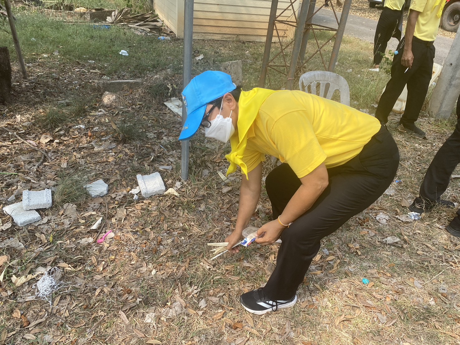 พช.หนองคาย ร่วมกิจกรรมจิตอาสาพัฒนาสิ่งแวดล้อมและบำเพ็ญสาธารณประโยชน์ เนื่องในวันฉัตรมงคล ประจำปี 2567