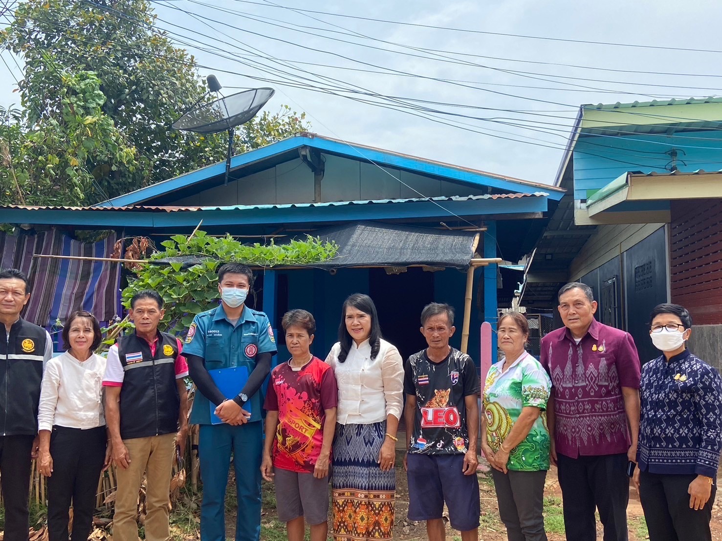 พช.หนองคาย ร่วมลงพื้นที่เพื่อจัดเก็บข้อมูลครัวเรือนที่ขอรับการสนับสนุนวัสดุอุปกรณ์ ภายใต้บันทึกข้อตกลงความร่วมมือในการแก้ไขปัญหาความยากจนเชิงบูรณาการ ระหว่าง กรมการพัฒนาชุมชนกระทรวงมหาดไทย กับ มูลนิธิป่อเต็กตึ๊ง