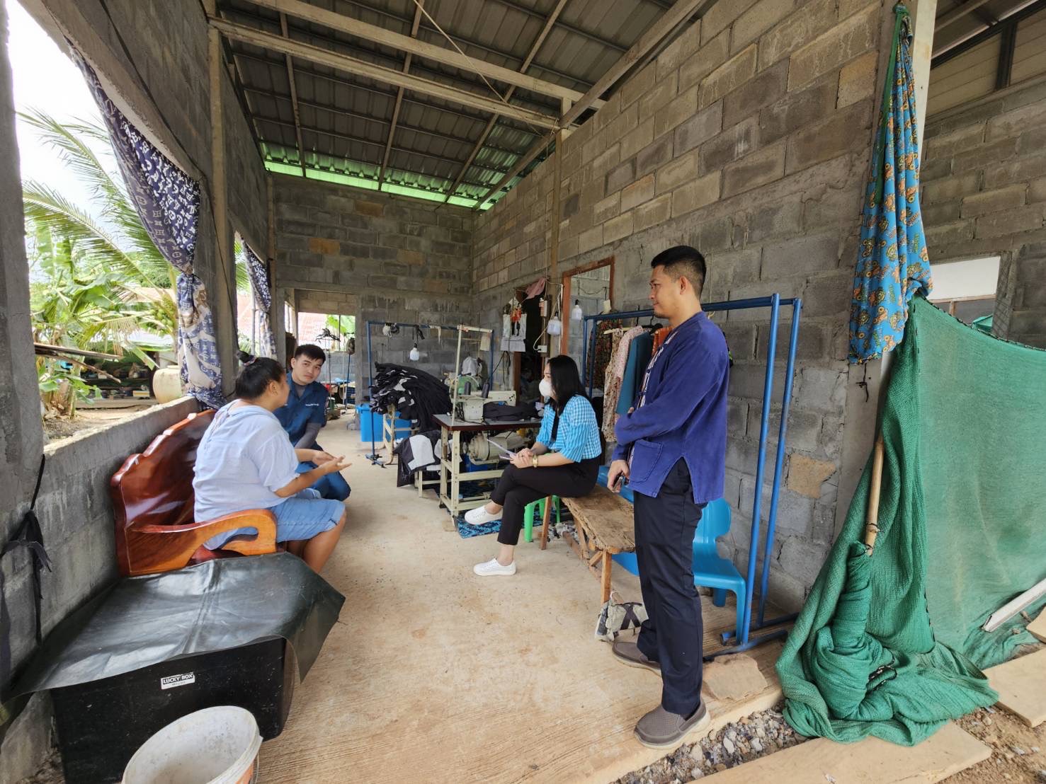 พช.หนองคาย ร่วมลงพื้นที่เพื่อจัดเก็บข้อมูลครัวเรือนที่ขอรับการสนับสนุนวัสดุอุปกรณ์ ภายใต้บันทึกข้อตกลงความร่วมมือในการแก้ไขปัญหาความยากจนเชิงบูรณาการ ระหว่าง กรมการพัฒนาชุมชนกระทรวงมหาดไทย กับ มูลนิธิป่อเต็กตึ๊ง