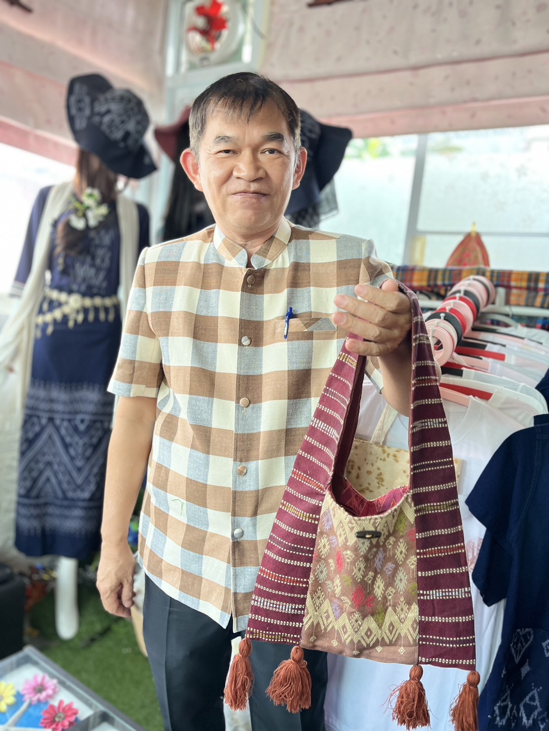 พช.หนองคาย คักแทร่ๆ : คัดเลือกคนกองทุนพัฒนาบทบาทสตรีดีเด่นระดับจังหวัด ตามโครงการเชิดชูเกียรติคนกองทุนพัฒนาบทบาทสตรี ประจำปี 2567