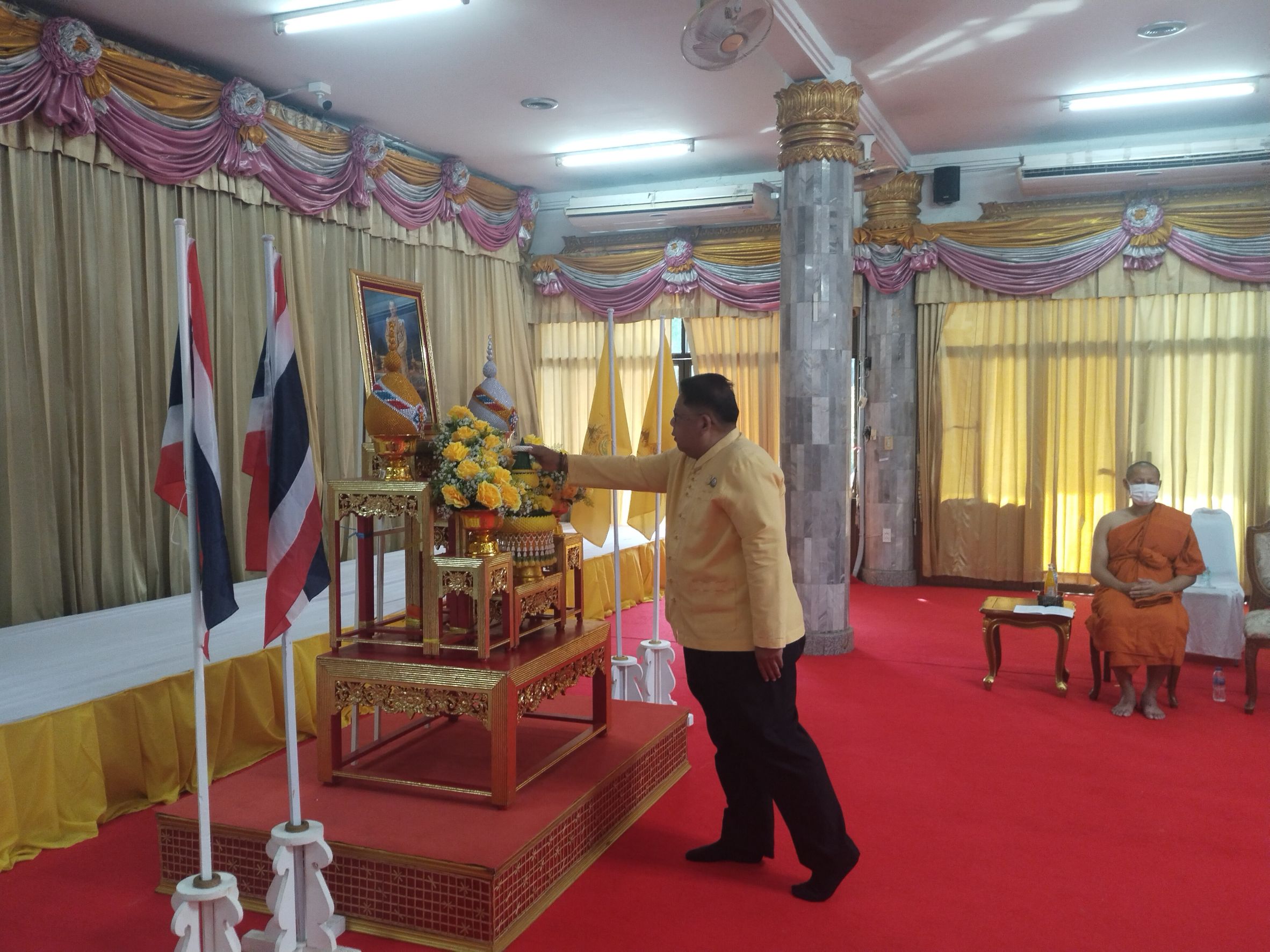 พช.หนองคาย ร่วมพิธีเจริญพระพุทธมนต์และการเจริญจิตตภาวนาถวายพระพรชัยมงคล แด่พระบาทสมเด็จพระเจ้าอยู่หัว เนื่องในโอกาสมหามงคลเฉลิมพระชนมพรรษา 6 รอบ 28 กรกฎาคม 2567