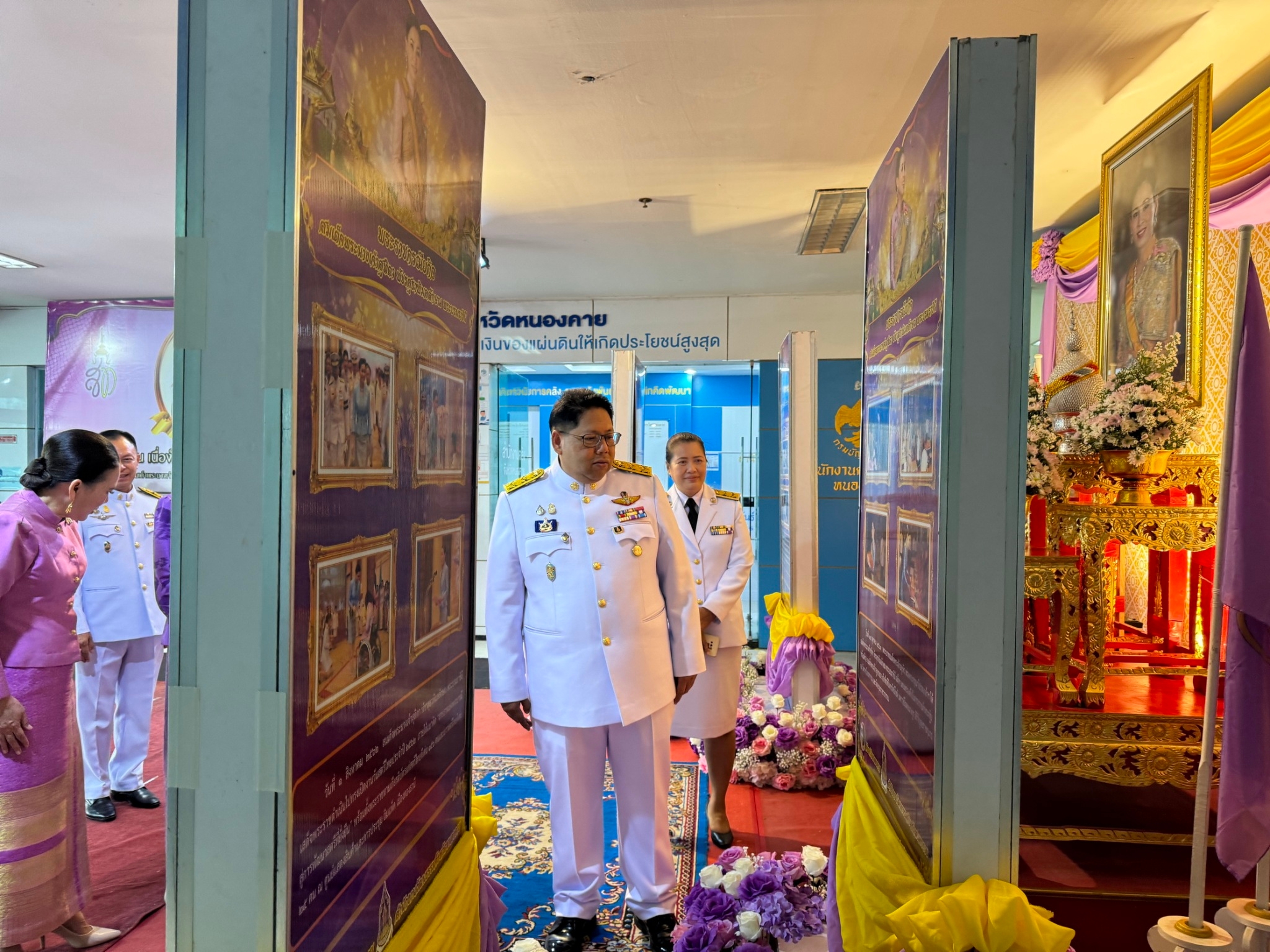 พช.หนองคาย ร่วมพิธีลงนามถวายพระพร สมเด็จพระนางเจ้าสุทิดา พัชรสุธาพิมลลักษณ พระบรมราชินี เนื่องในโอกาสวันเฉลิมพระชนมพรรษา 3 มิถุนายน 2567