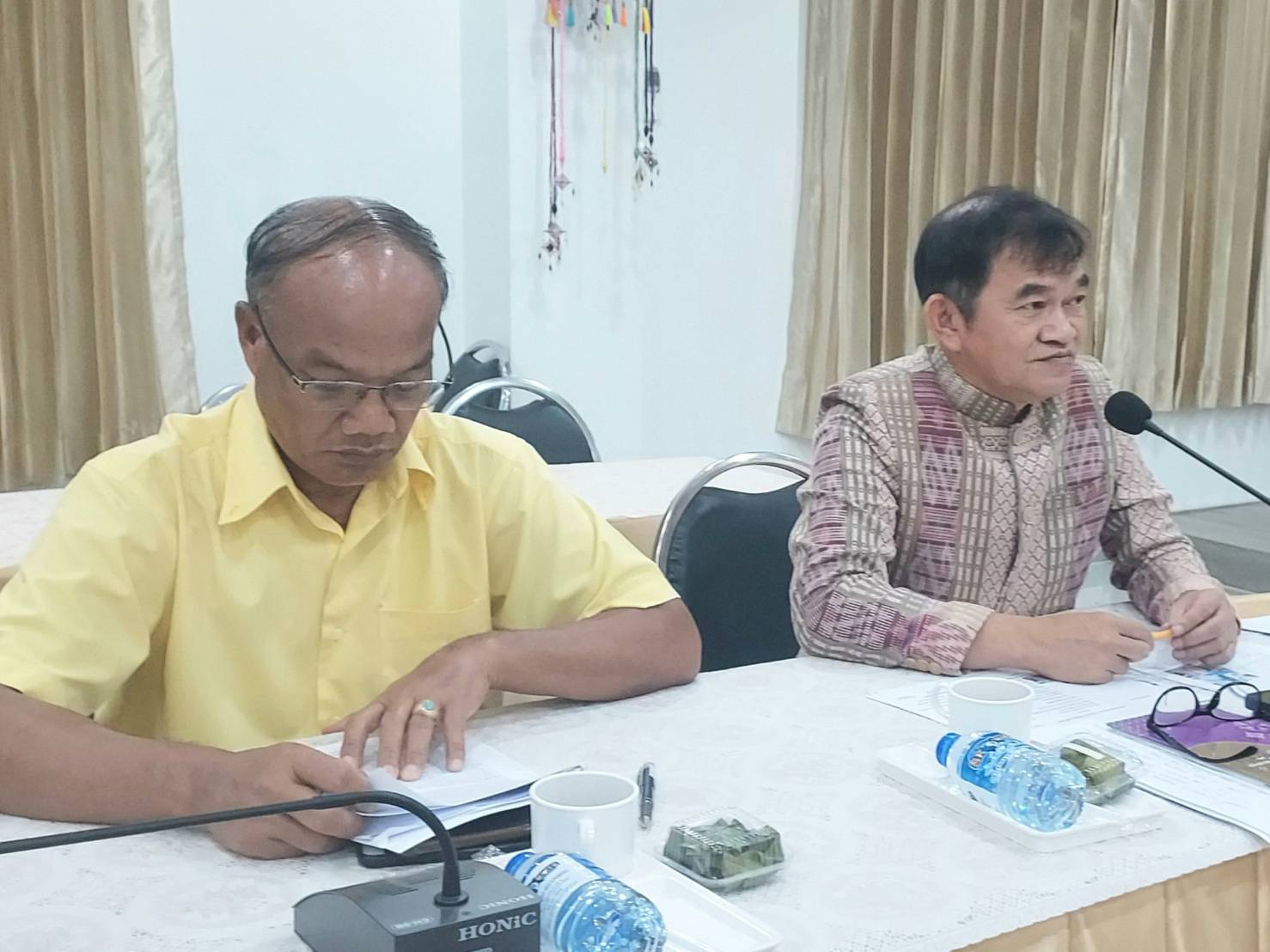 พช.หนองคาย ประชุมหารือการขับเคลื่อนกิจกรรม สืบสานภูมิปัญญาผ้าพื้นถิ่น “พญานาคา” สู่ความยั่งยืน