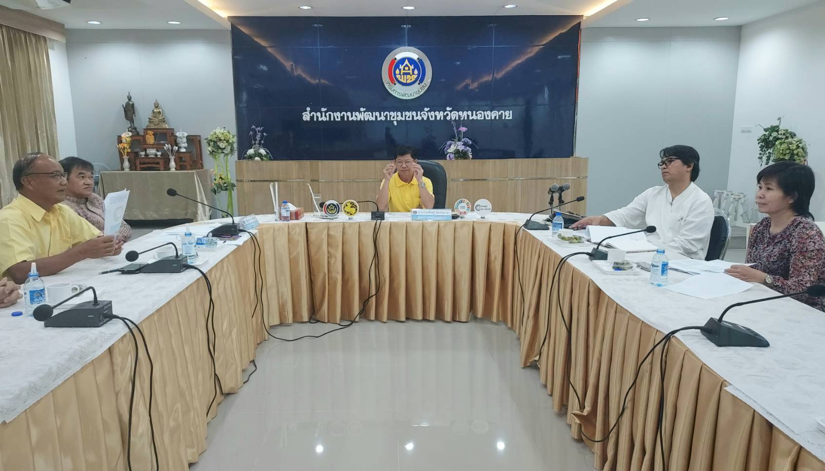 พช.หนองคาย ประชุมหารือการขับเคลื่อนกิจกรรม สืบสานภูมิปัญญาผ้าพื้นถิ่น “พญานาคา” สู่ความยั่งยืน