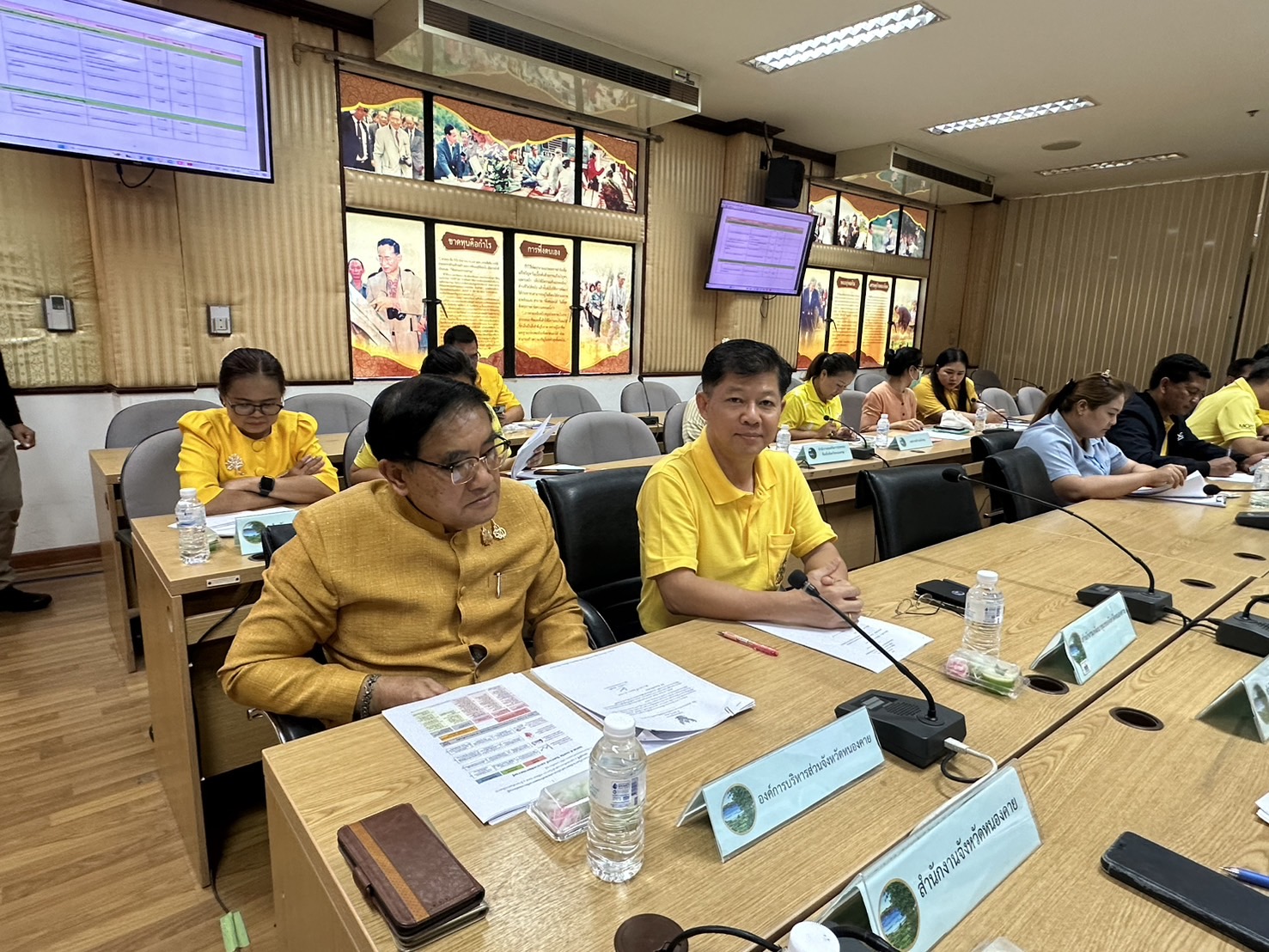 พช.หนองคาย ร่วมประชุมเพื่อซักซ้อมแนวทางการจัดนิทรรศการเพื่อแสดงถึงผลลัพธ์การปฏิบัติงานของจังหวัดหนองคาย ประกอบการตรวจประเมิน PMQA จังหวัดหนองคาย ประจำปี พ.ศ. 2567 หมวด 4 ด้านการวิเคราะห์ผลการดำเนินงานขององค์การและการจัดการความรู้ 