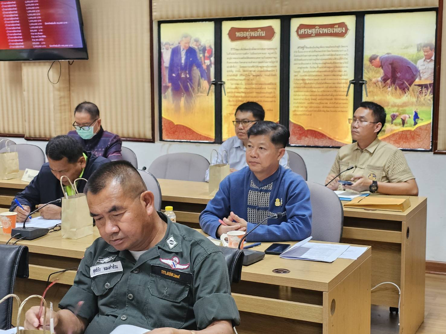 พช.หนองคาย ร่วมประชุมชี้แจงแผนปฏิบัติการเร่งรัดการดำเนินงานป้องกัน ปราบปราม และแก้ไขปัญหายาเสพติดในพื้นที่จังหวัดหนองคาย ระยะเร่งด่วน 3 เดือน และประชุมเพื่อหารือกรอบการจัดกิจกรรมรณรงค์ประชาสัมพันธ์ เนื่องในวันต่อต้านยาเสพติดโลก