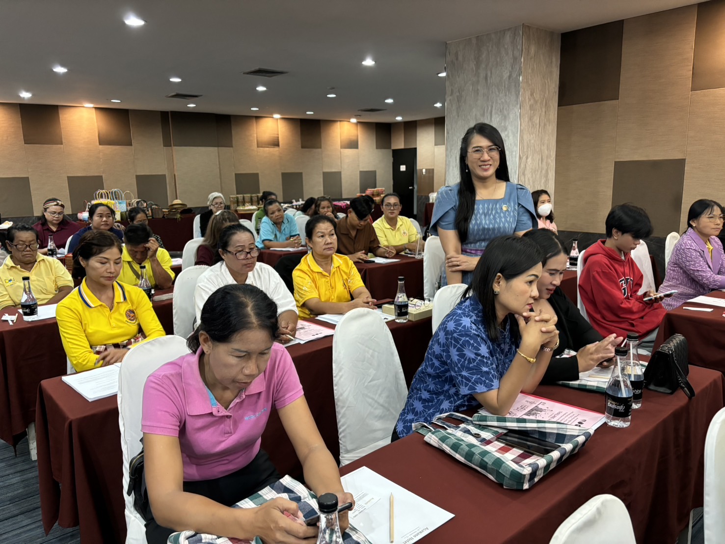 OTOP หนองคาย เดินหน้าก้าวสู่ผู้ประกอบการสู่ยุคดิจิทัล พช.หนองคาย ดำเนินโครงการพัฒนาศักยภาพผู้ประกอบการสู่ยุค 4.0