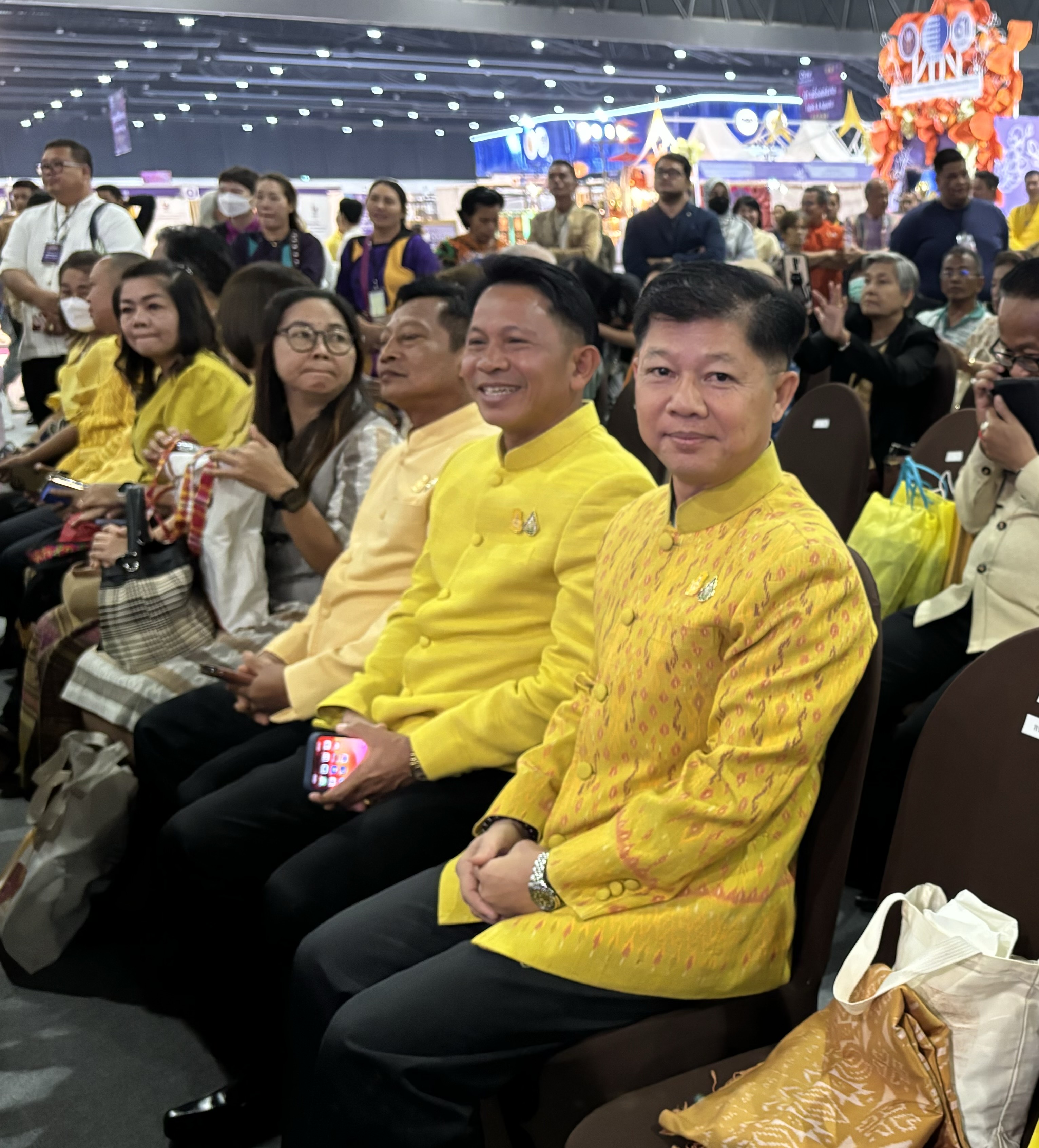 จ.หนองคาย ร่วมพิธีเปิดงาน “OTOP Midyear 2024 หลากหลายผลิตภัณฑ์สีสันภูมิปัญญาไทย” นำผู้ผลิต ผู้ประกอบการ OTOP ส่งเสริมช่องทางการตลาด สร้างรายได้สู่ชุมชน