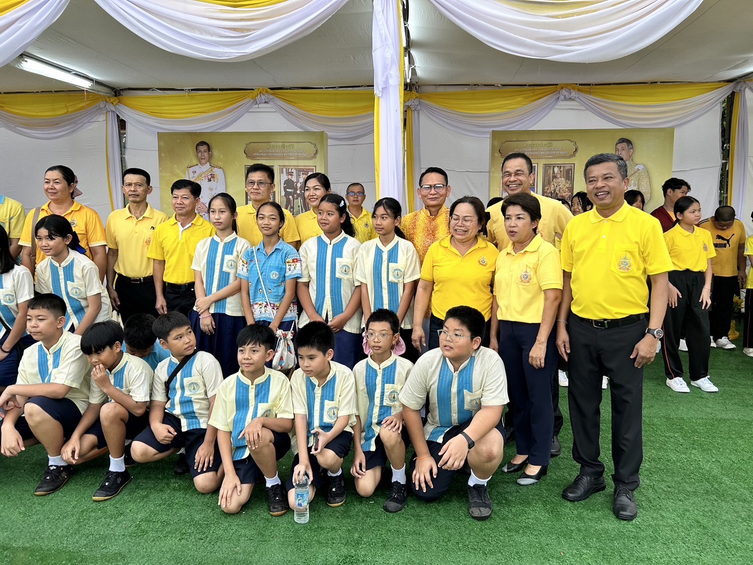 พช.หนองคาย ร่วมเยี่ยมชมนิทรรศการเฉลิมพระเกียรติพระบาทสมเด็จพระเจ้าอยู่หัวฯ ในกิจกรรม “เดิน วิ่ง ปั่น ธงตราสัญลักษณ์งานเฉลิมพระเกียรติ พระบาทสมเด็จพระเจ้าอยู่หัว เนื่องในโอกาสพิธีมหามงคล เฉลิมพระชนมพรรษา 6 รอบ 28 กรกฎาคม 2567”